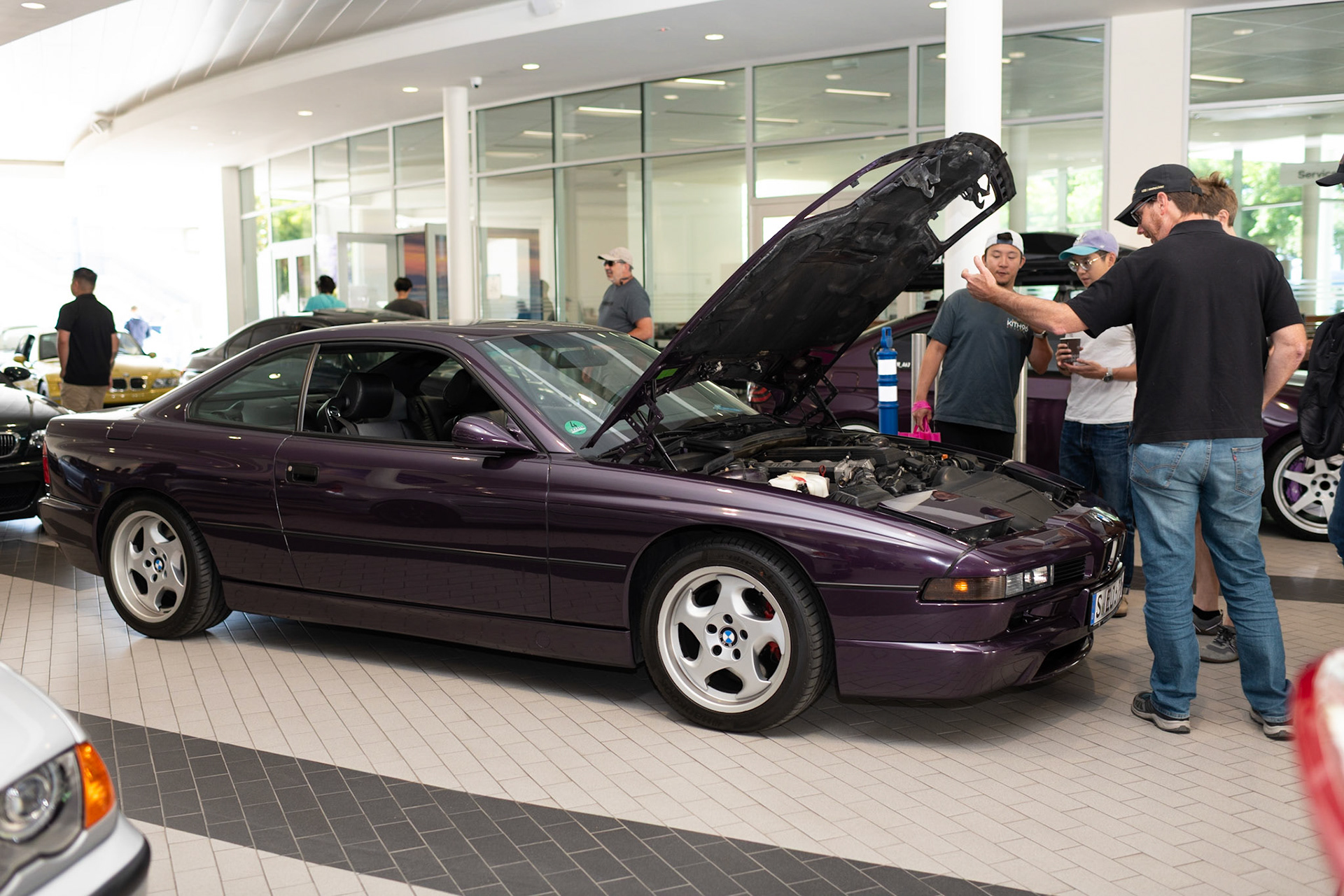 BMW 850