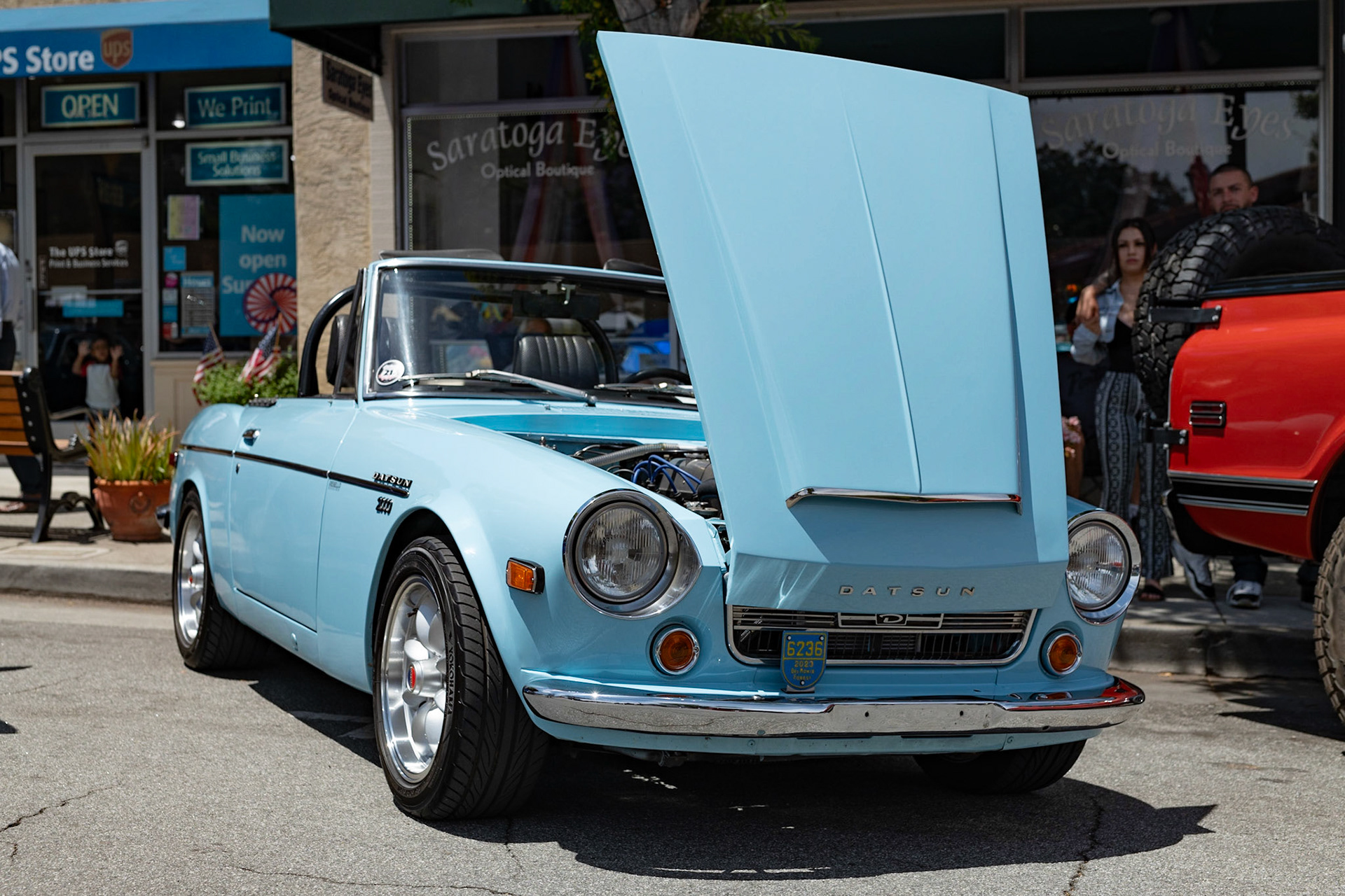 Datsun 2000