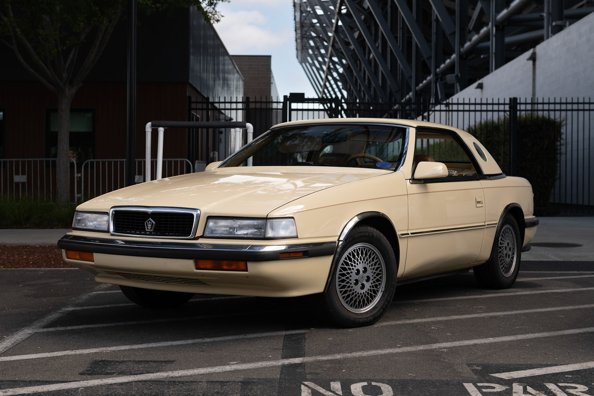 Chrysler TC by Maserati