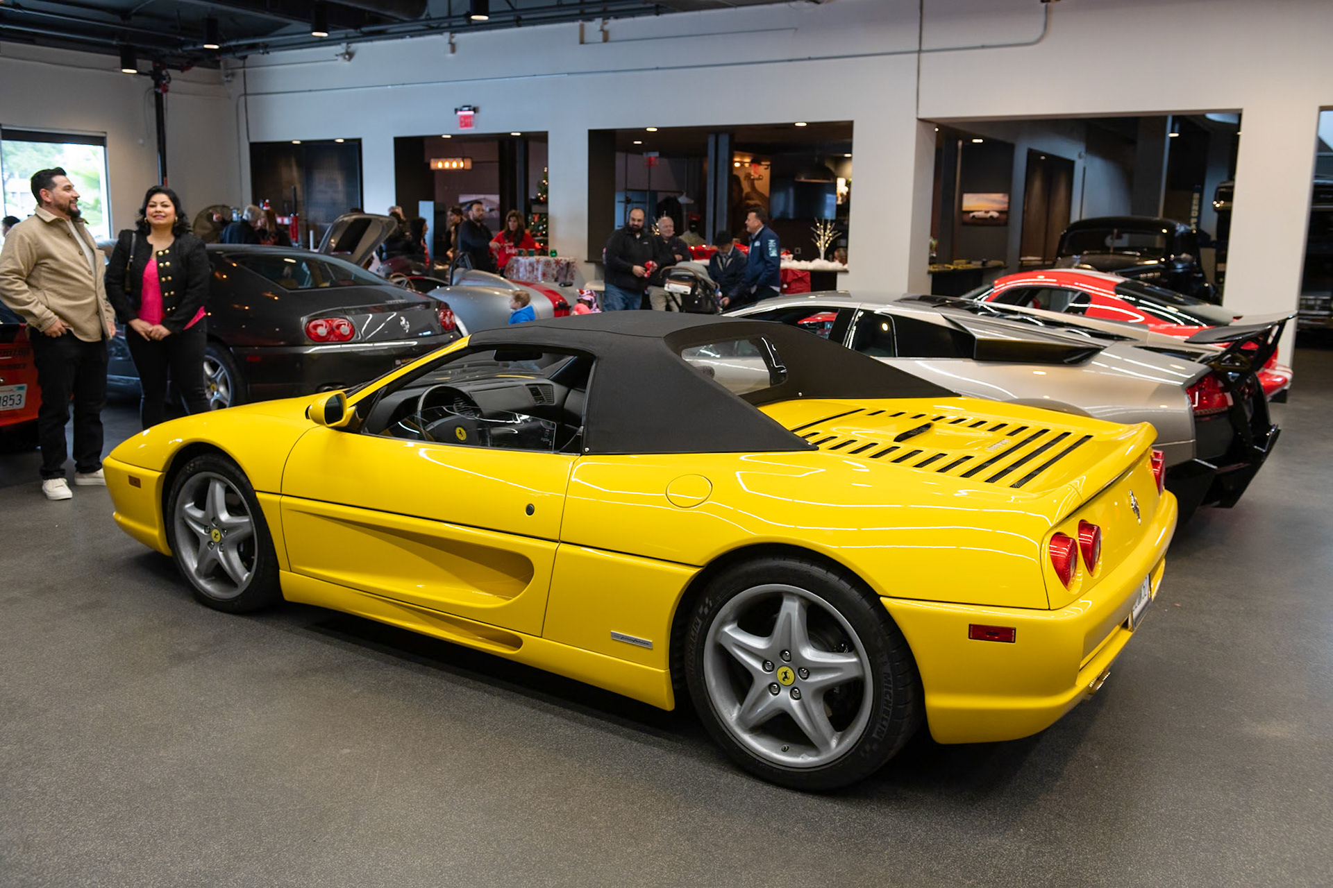 Ferrari F355