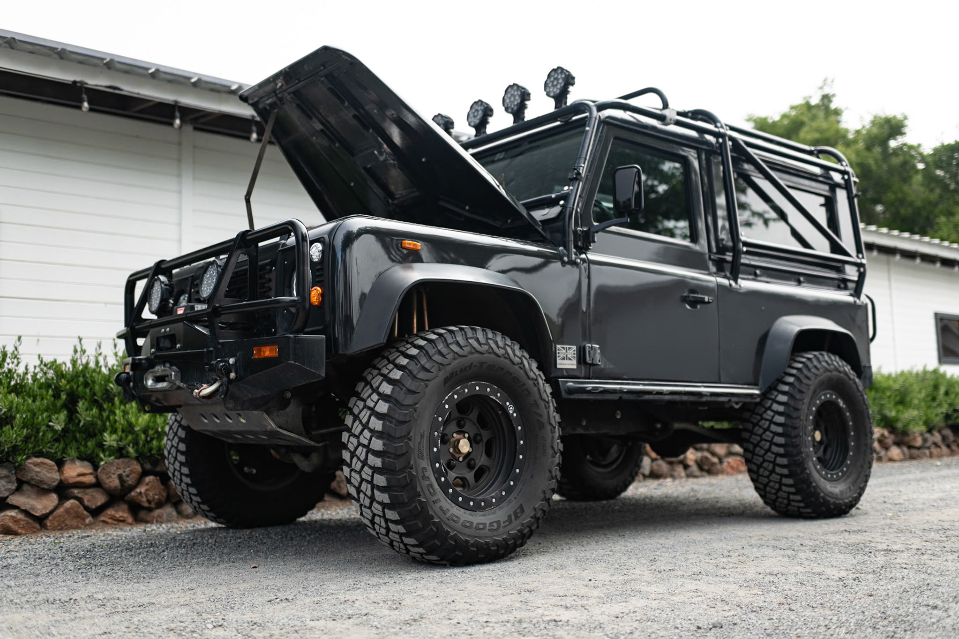 Land Rover Defender