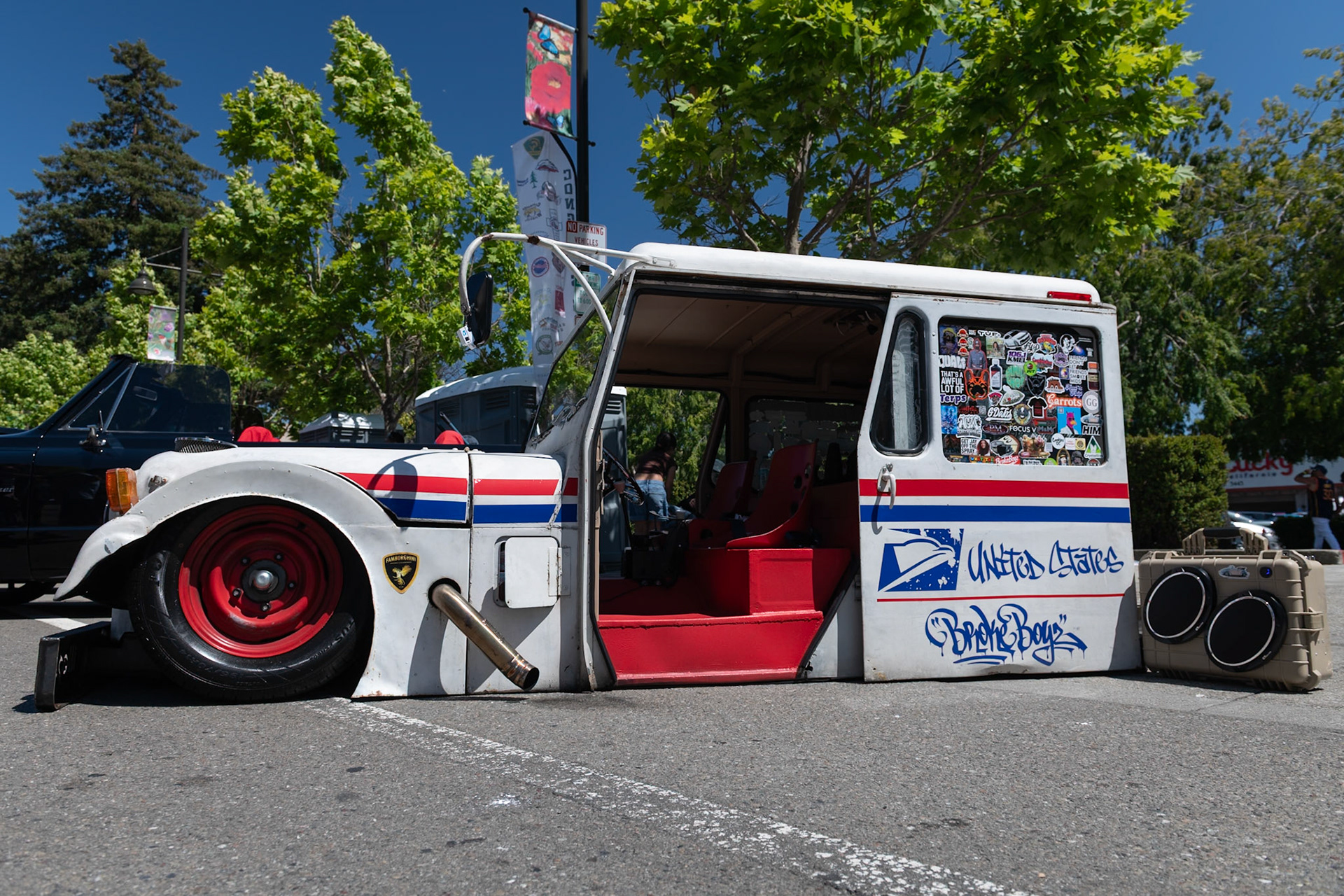 USPS Jeep