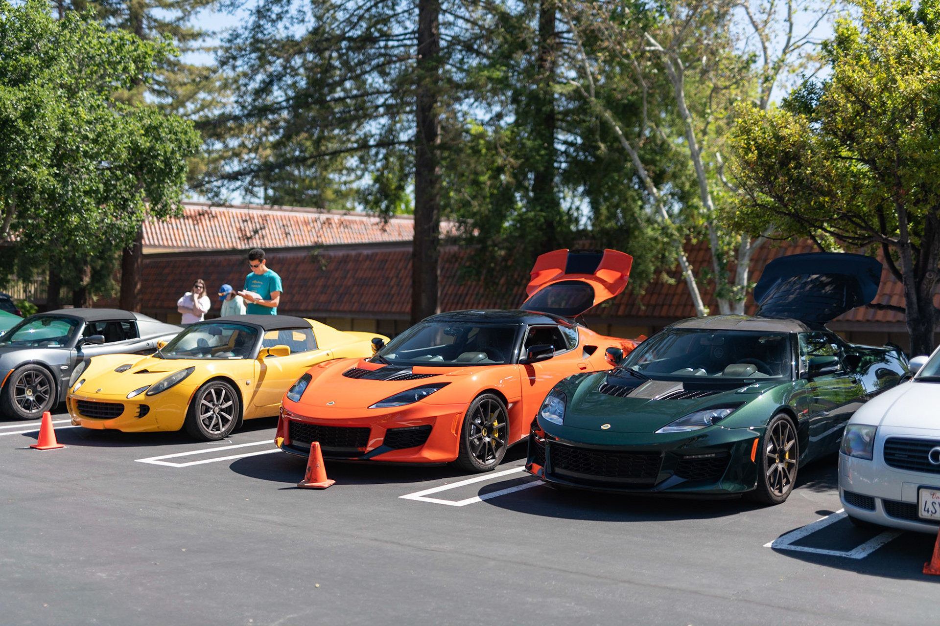 Lotus Elise, Lotus Evora