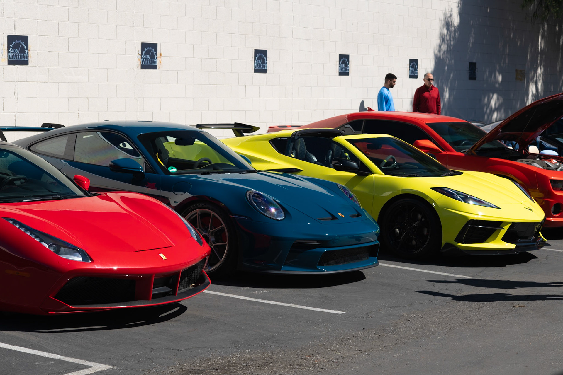 Ferrari 488, Porsche GT3, Chevrolet Corvette