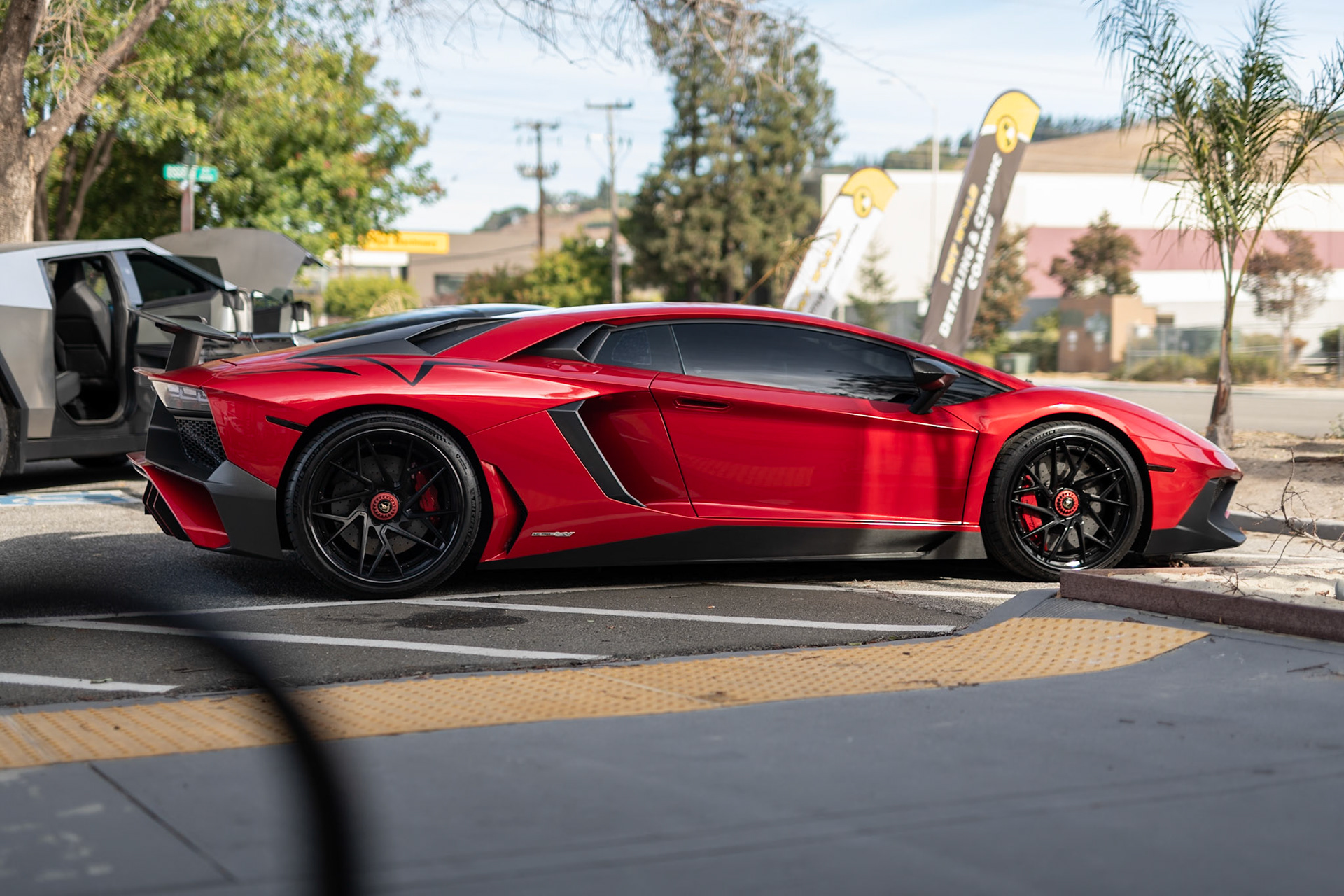 Lamborghini Aventador SV