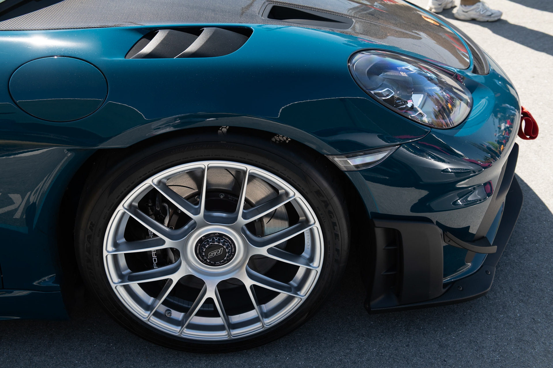 Porsche GT4RS
