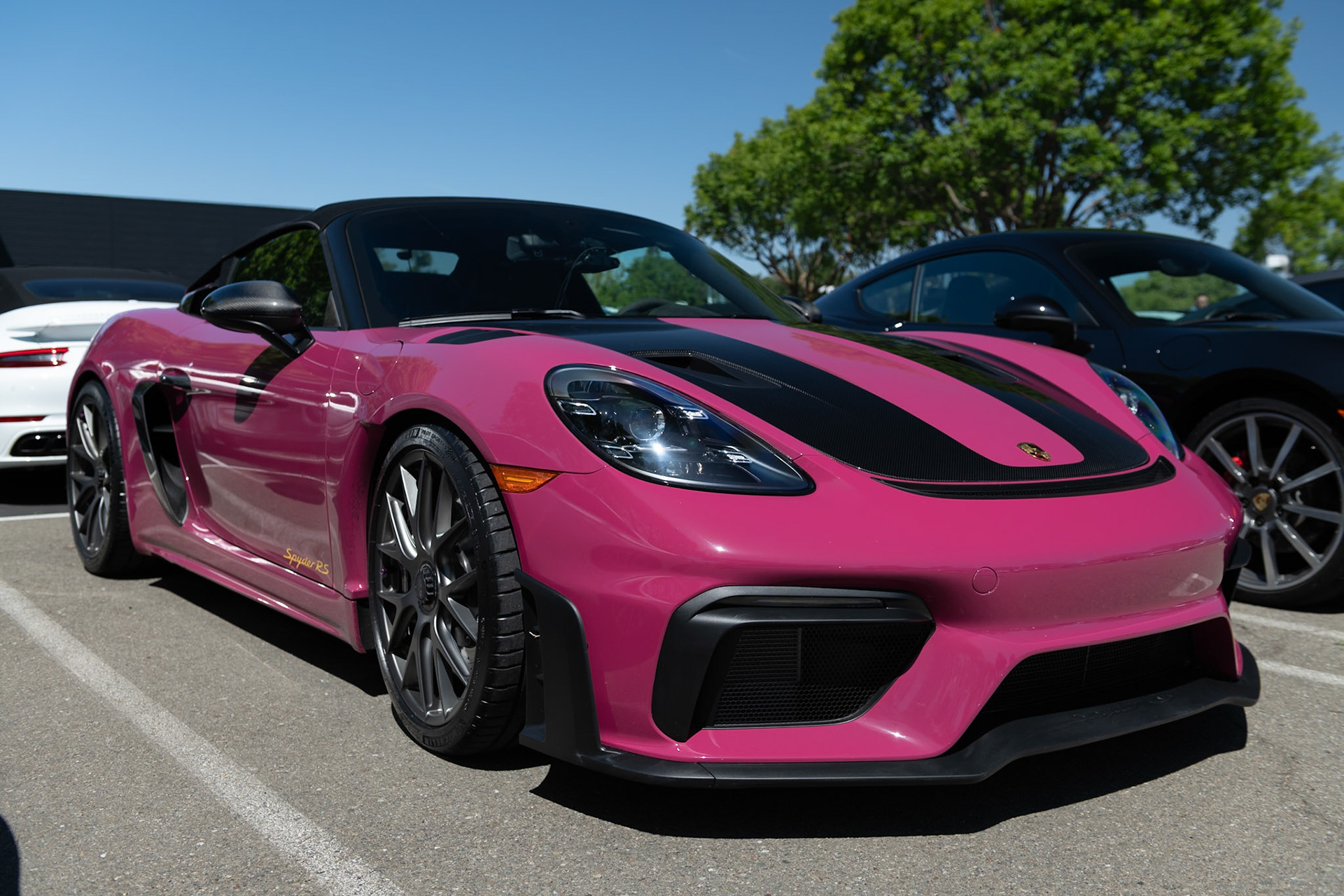 Porsche Spyder RS in Rubystone Neo