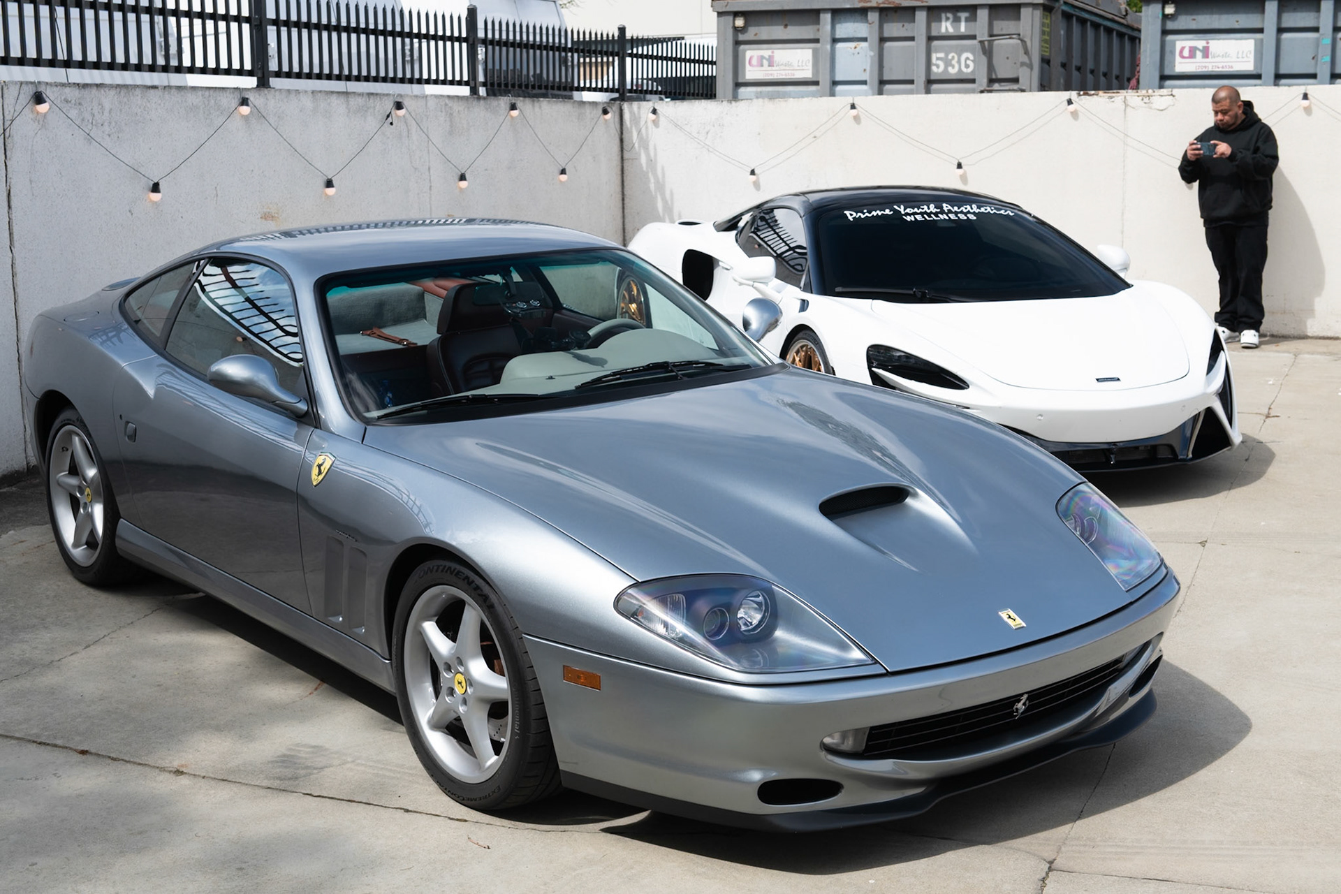 Ferrari 550 Maranello, McLaren Artura