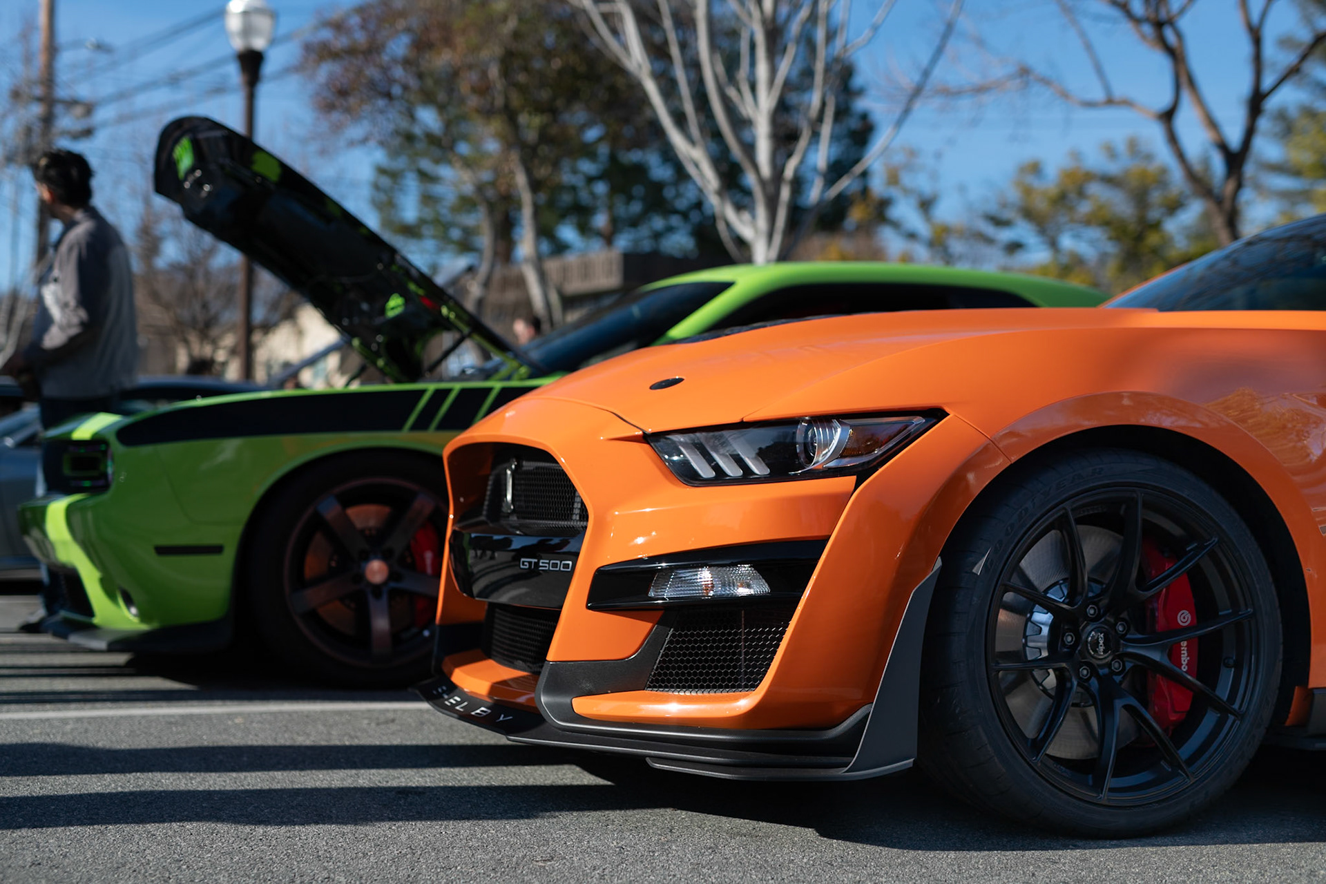 Ford Mustang GT500, Dodge Challenger