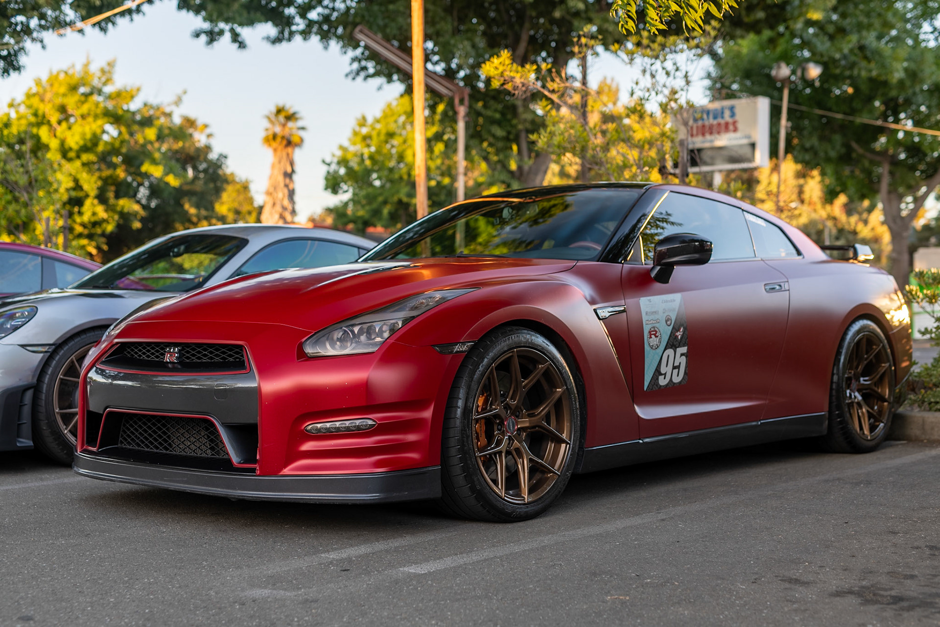 Nissan GT-R