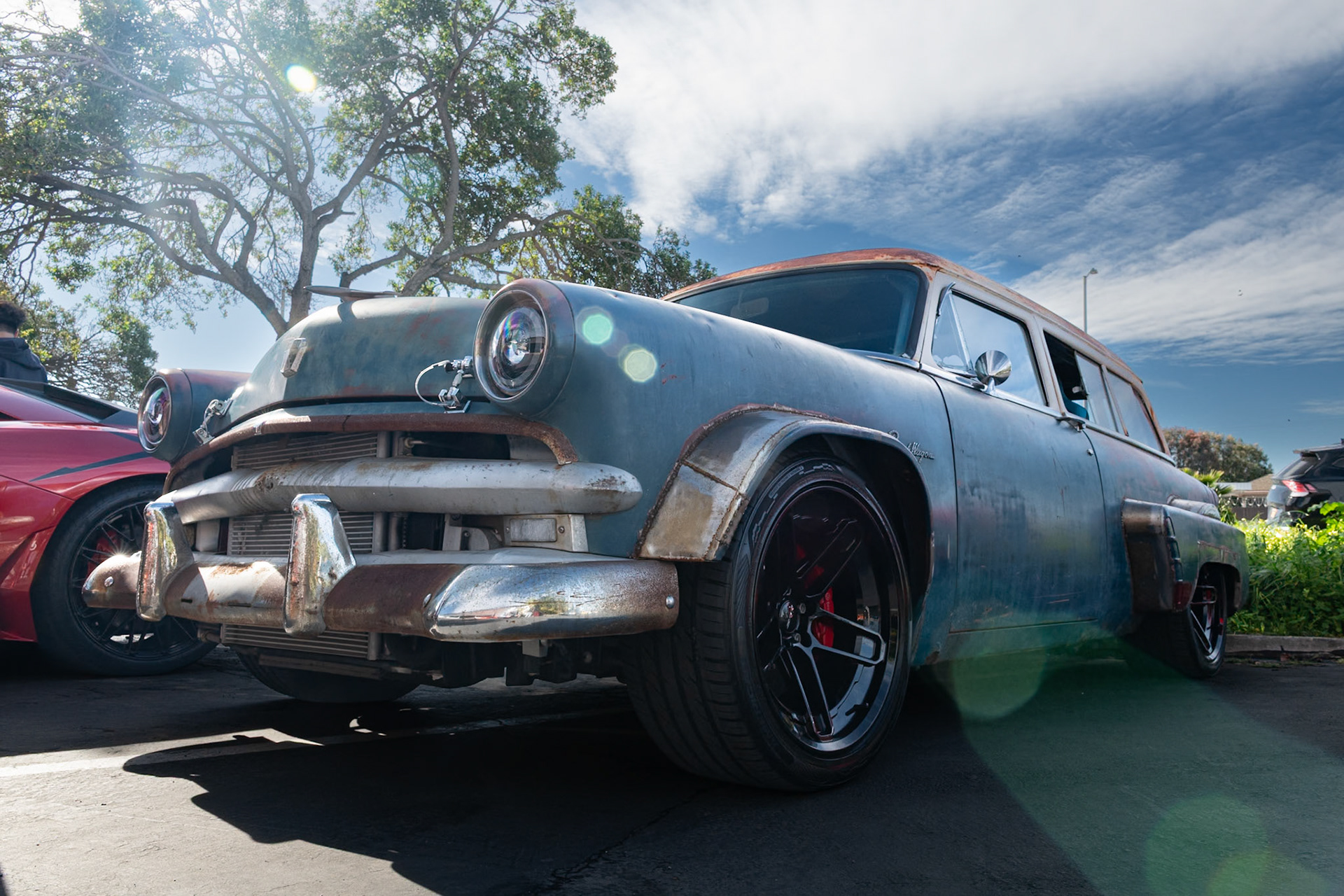 Ford Custom on Dodge SRT
