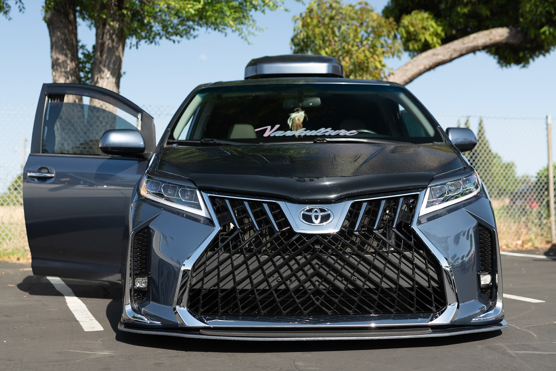 Toyota Sienna @fieldysnuts408