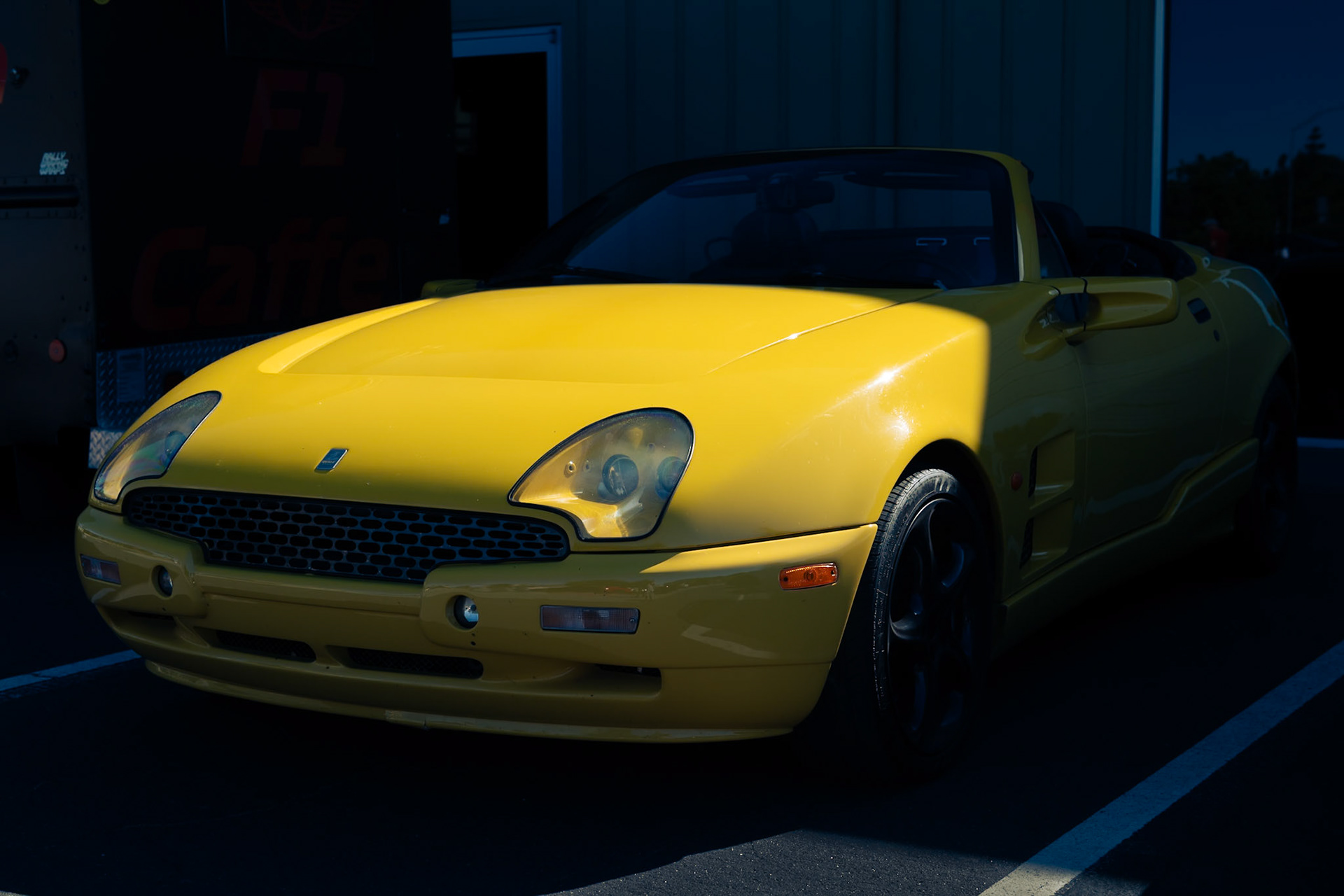 Qvale Mangusta