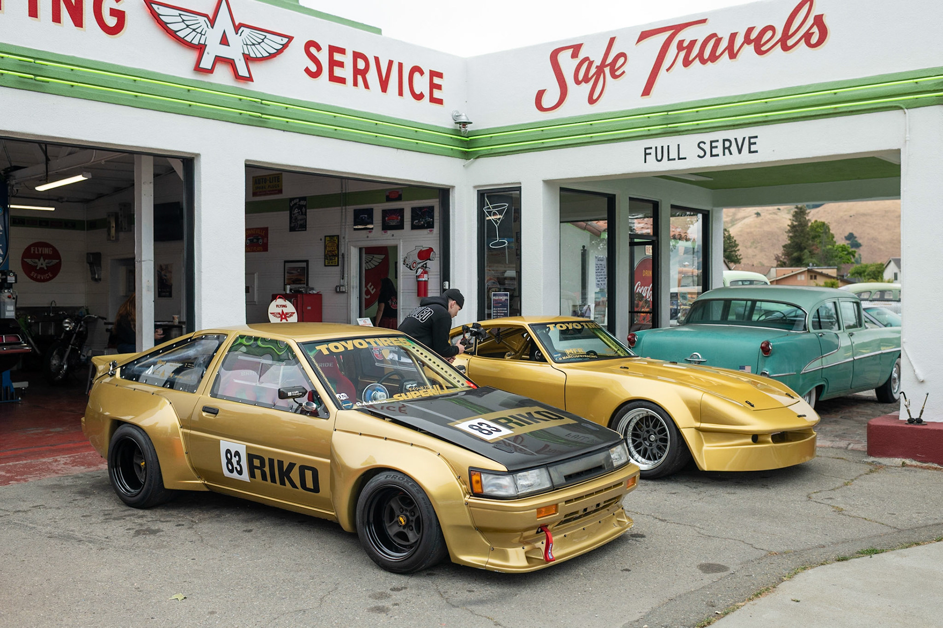 Toyota AE86, Nissan Fairlady Z @rikos_way