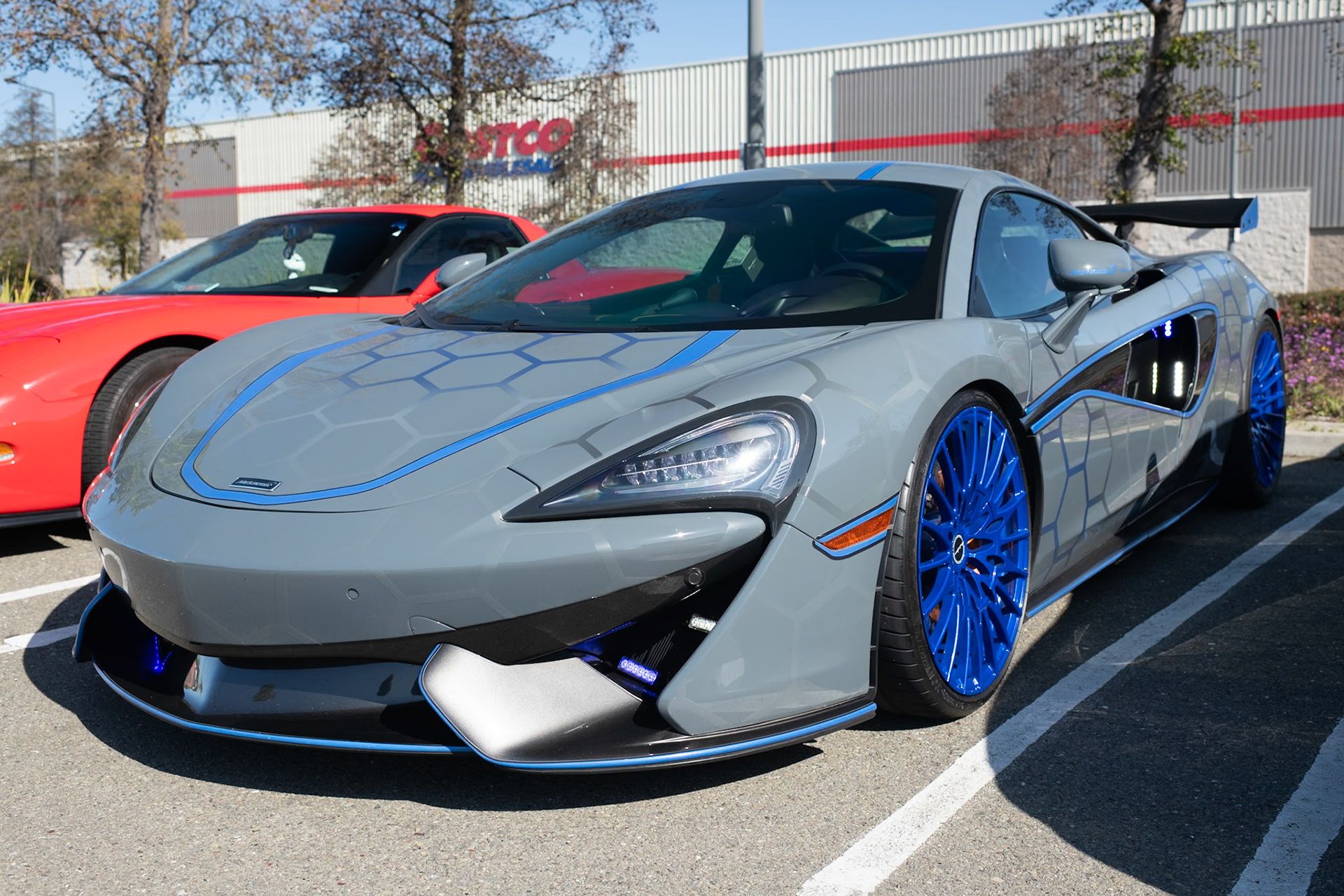 McLaren 570S @pikachupcar