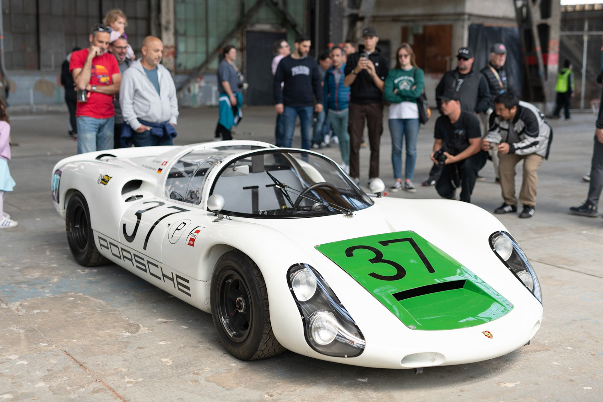 Porsche 907