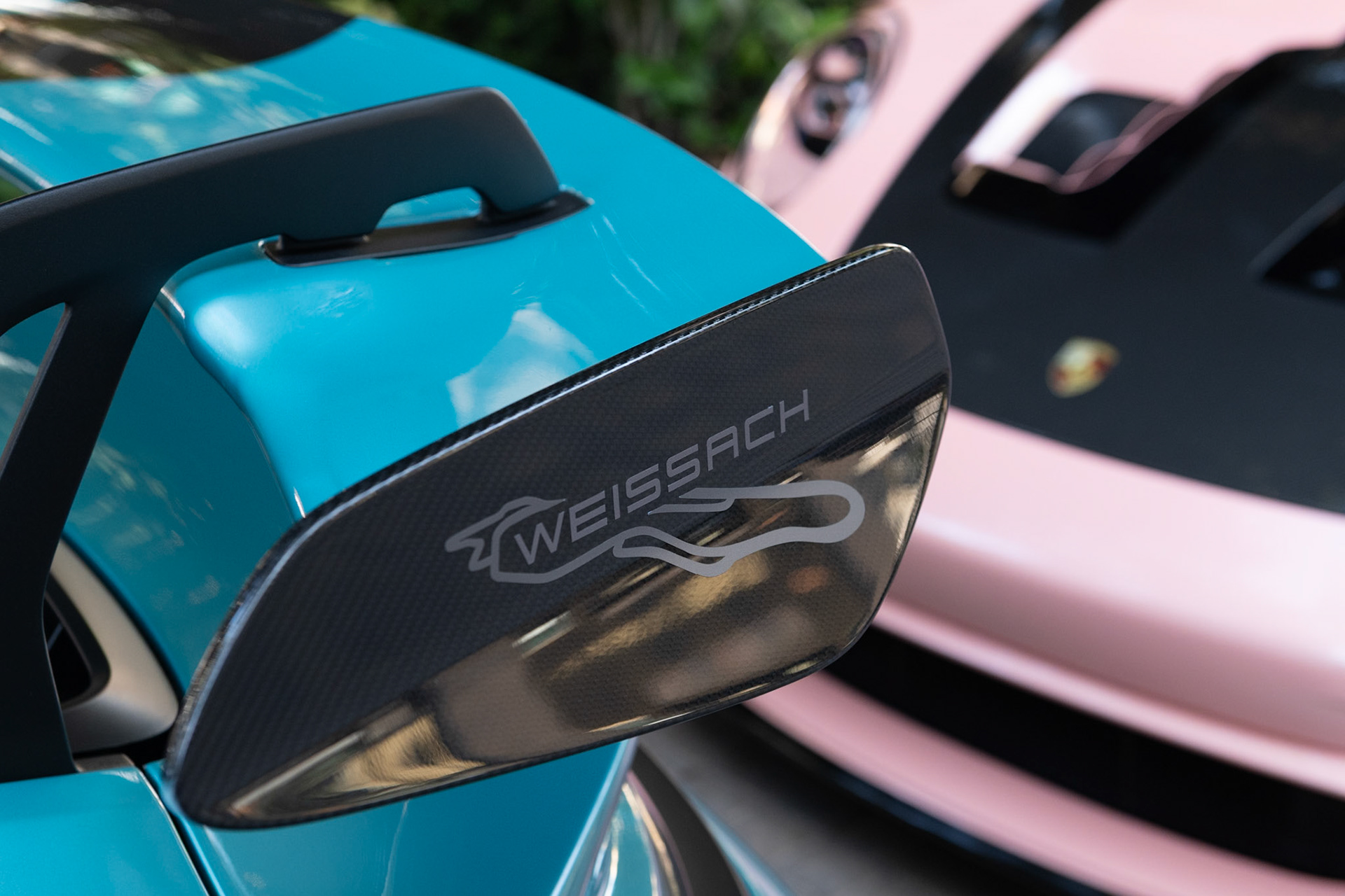 Porsche 911 GT3 in Ipanema Blue