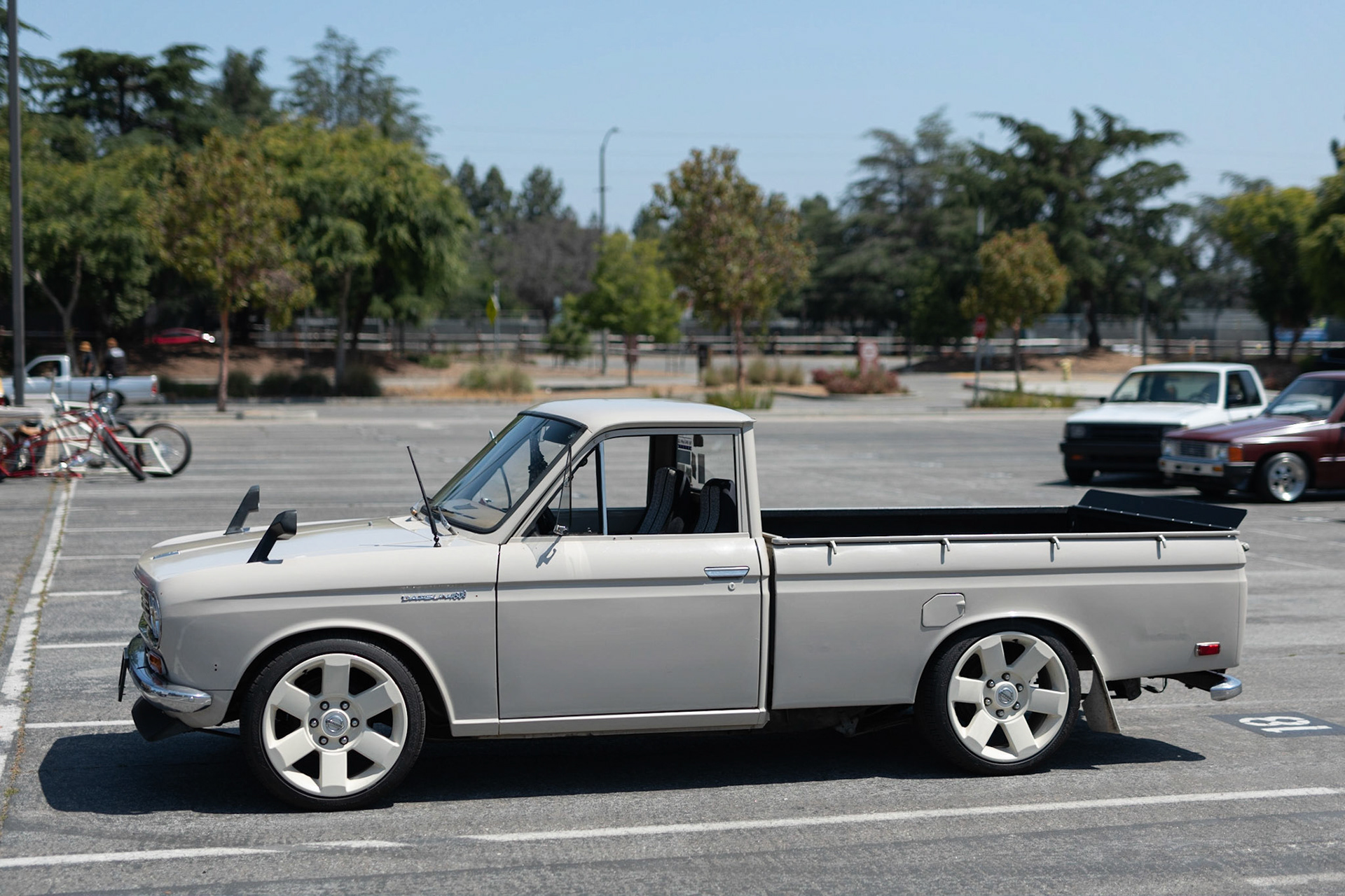 Datsun 1600