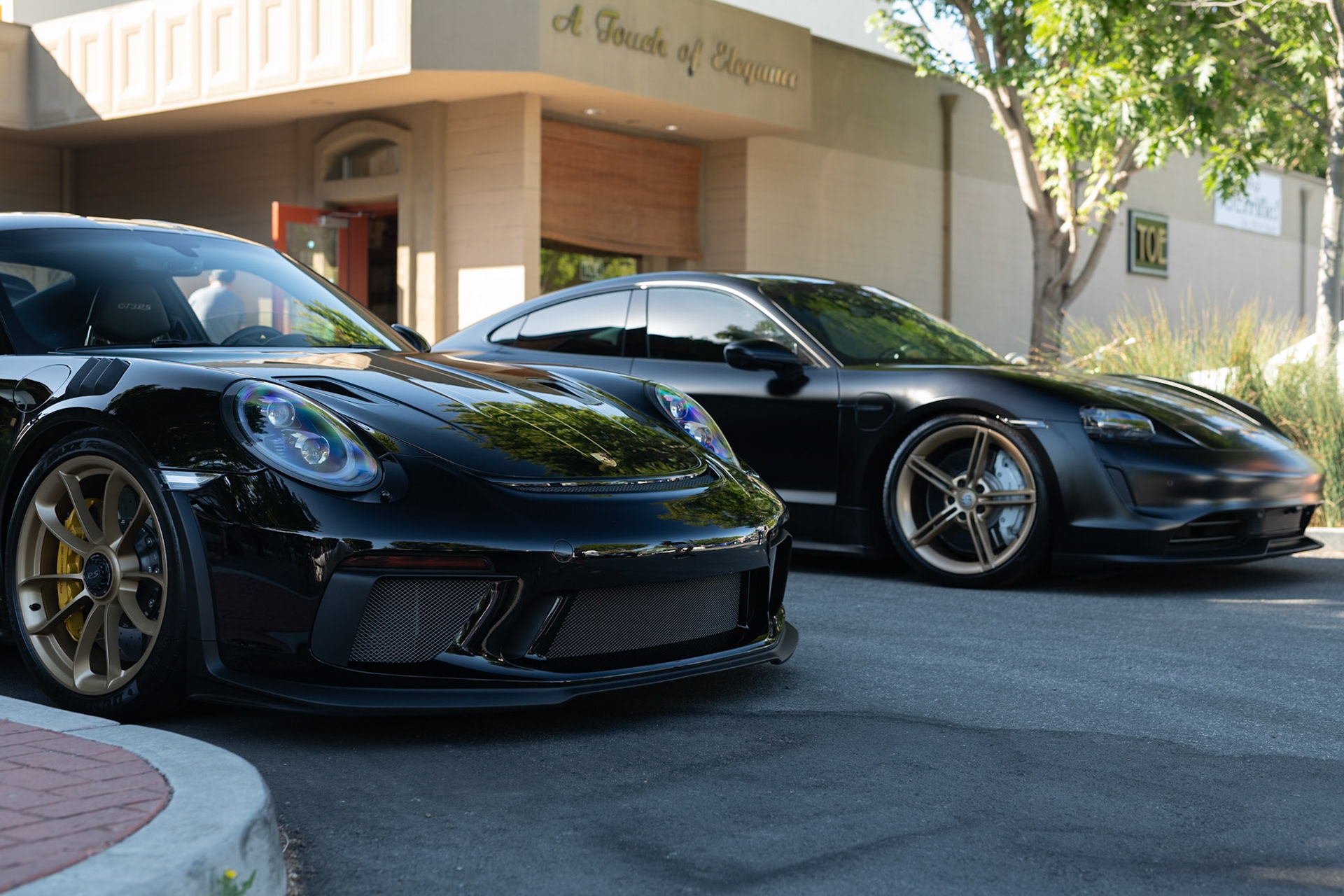 Porsche GT4RS, Porsche Taycan