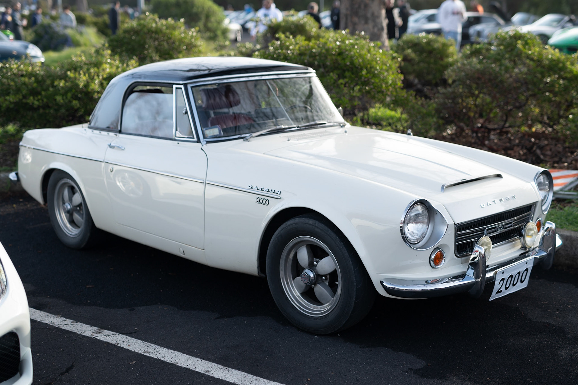 Datsun 2000