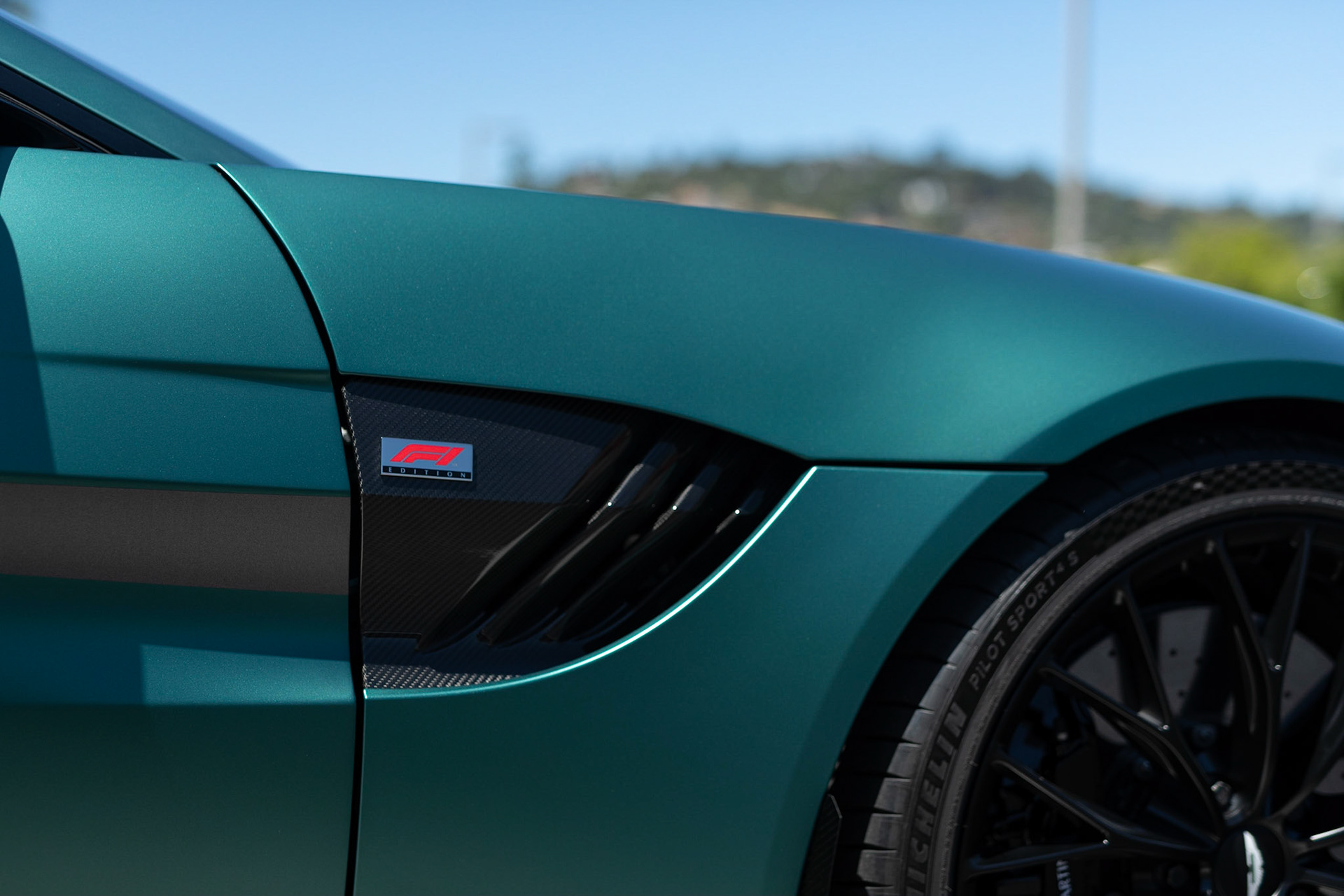 Aston Martin Vantage V8 F1 Edition