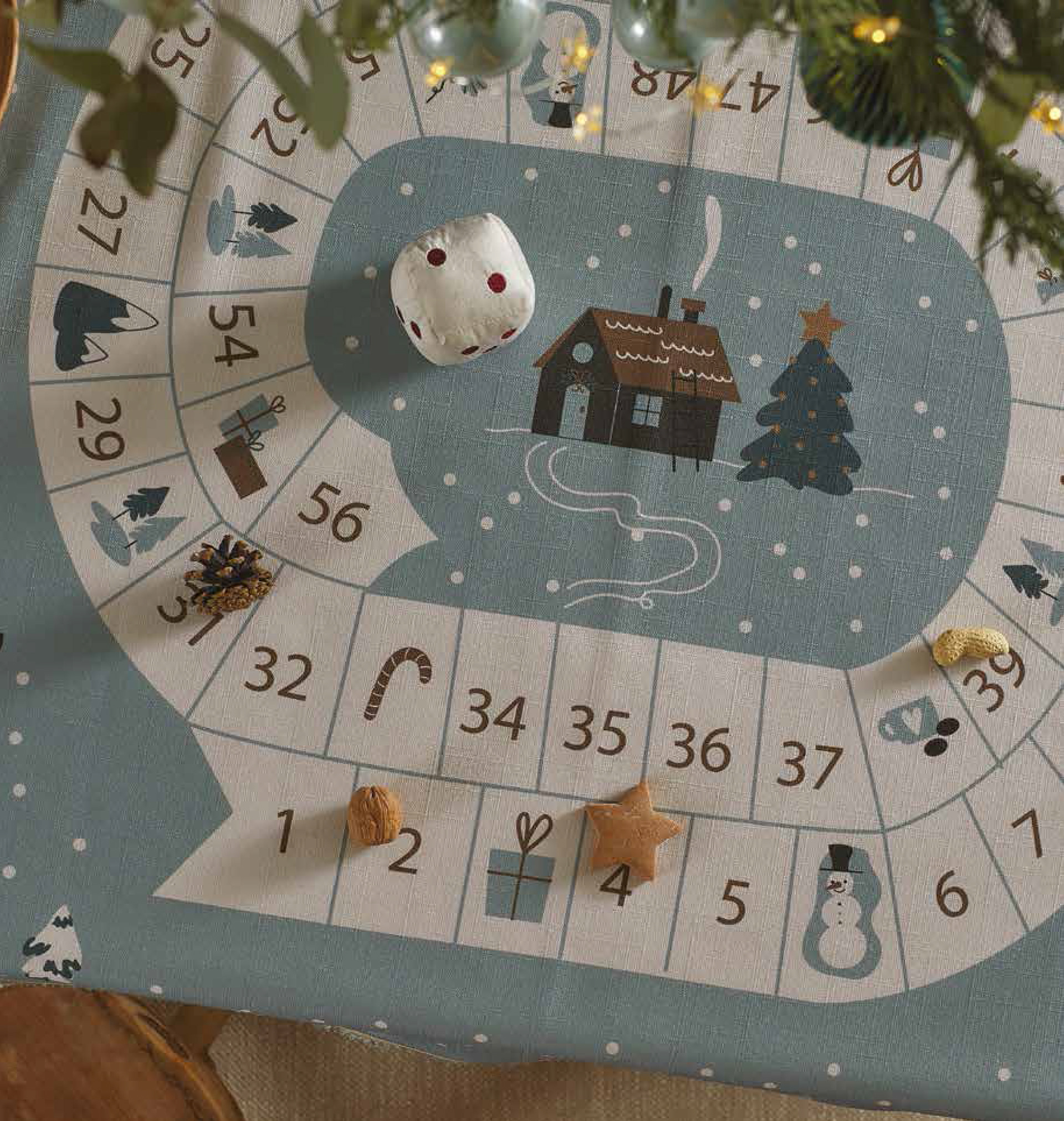 Christmas goose round game. Project and design by Jessica Martinello illustrator for Maison Sucrèe.
