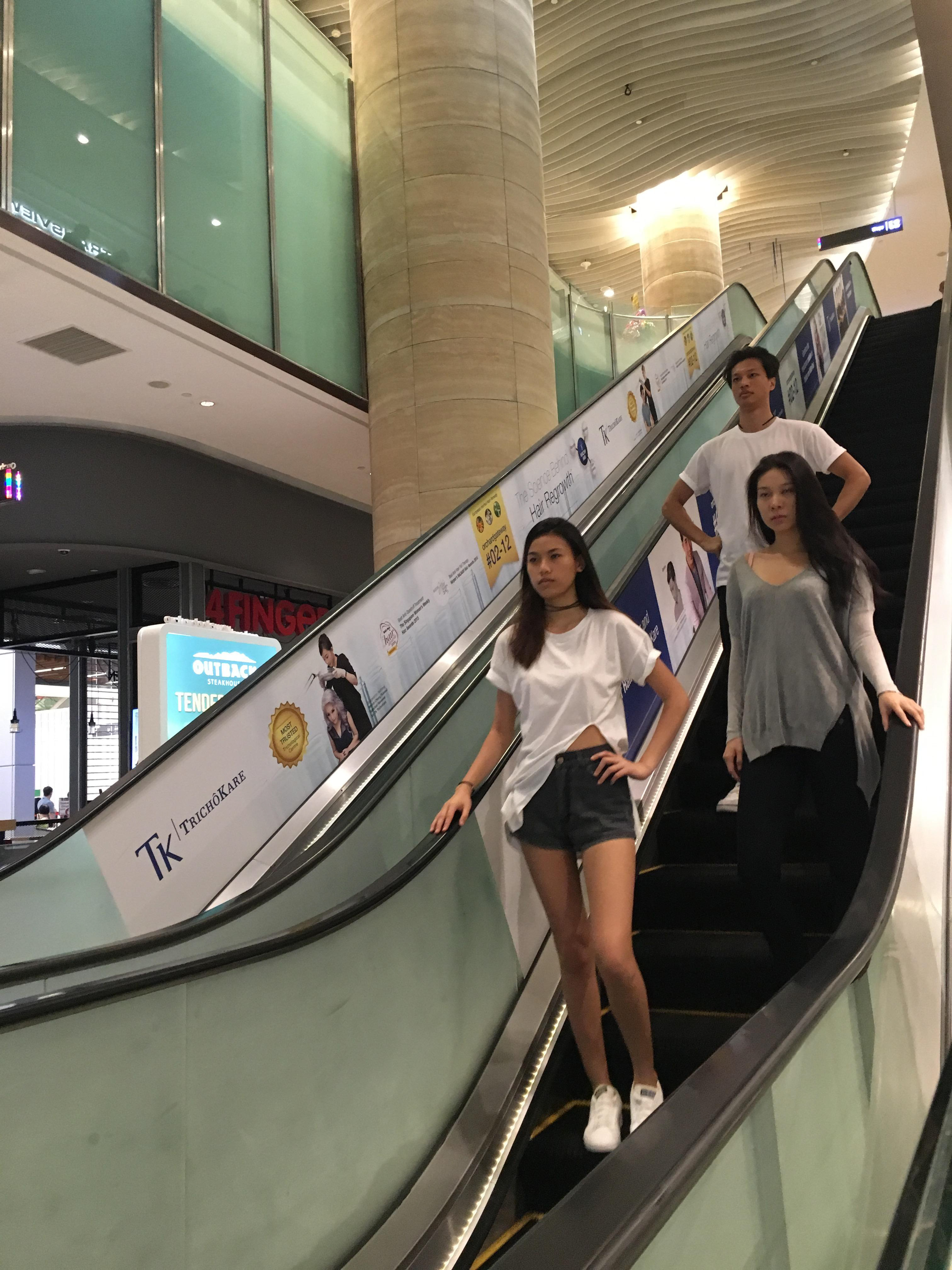 /FASHION SHOW REHEARSAL