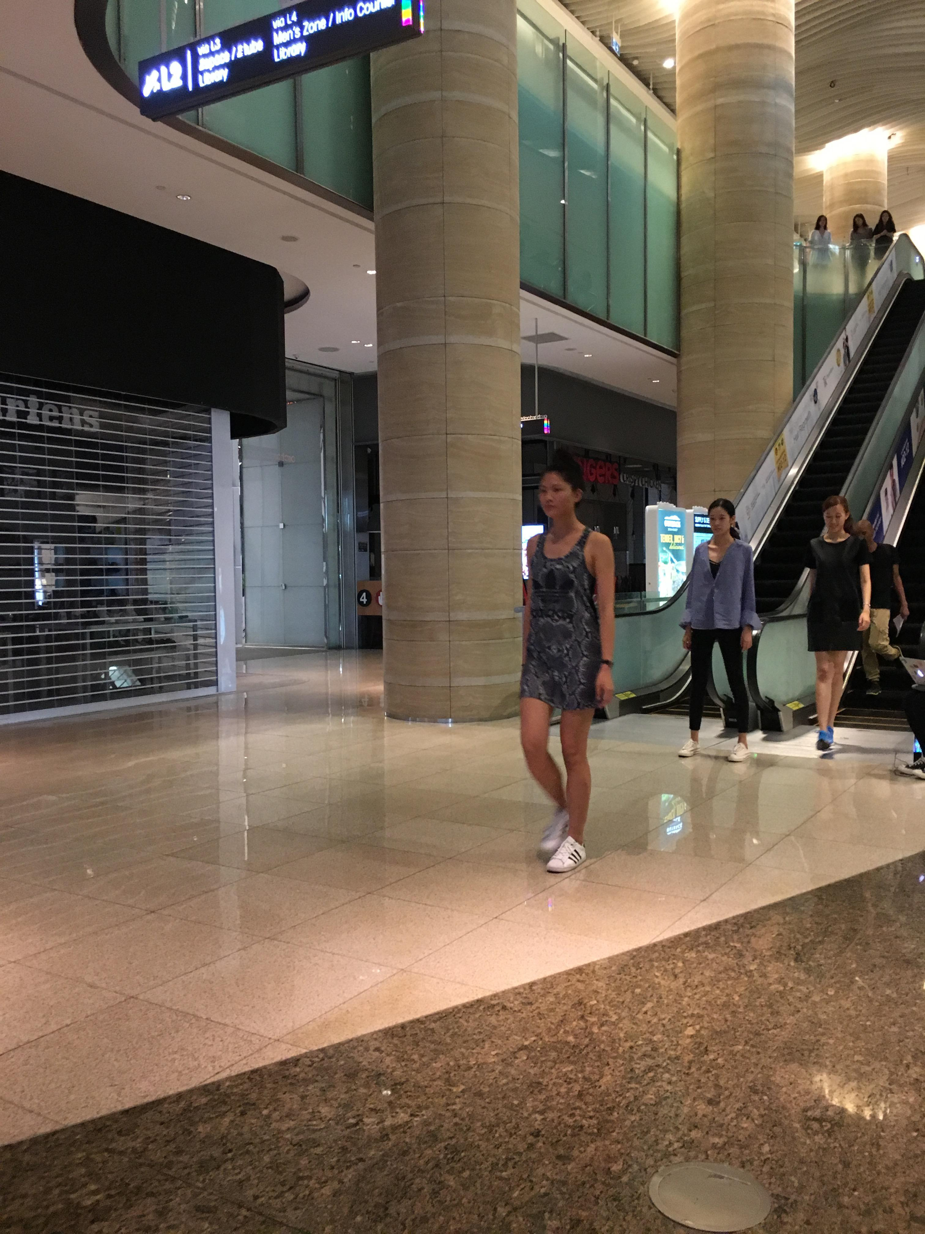 /FASHION SHOW REHEARSAL