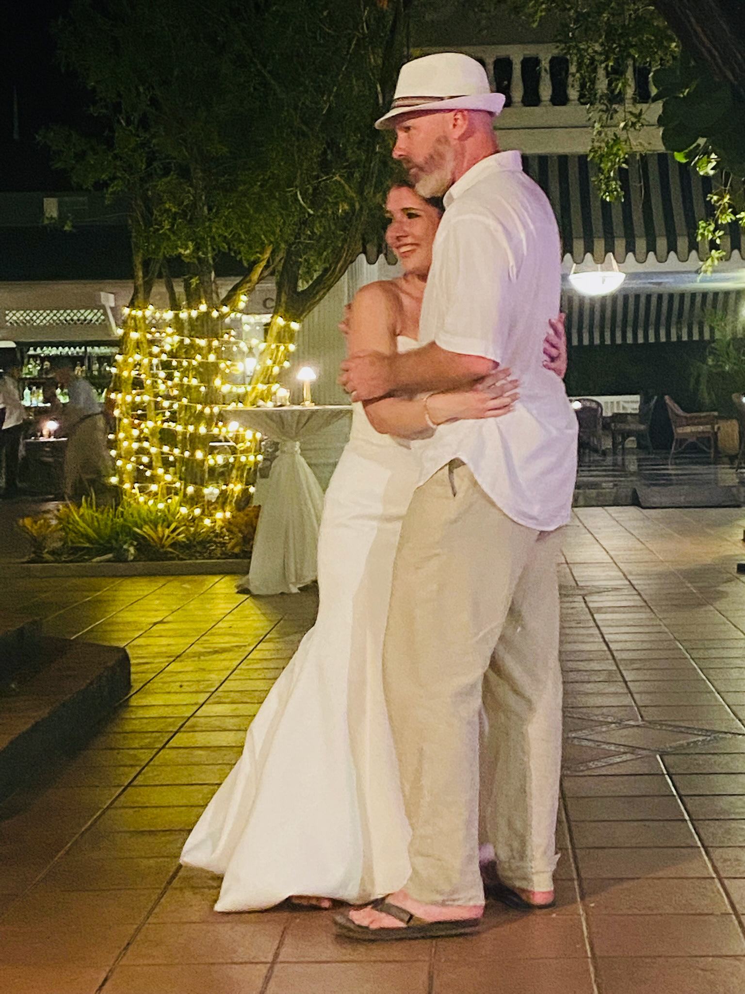Daddy-daughter wedding dance