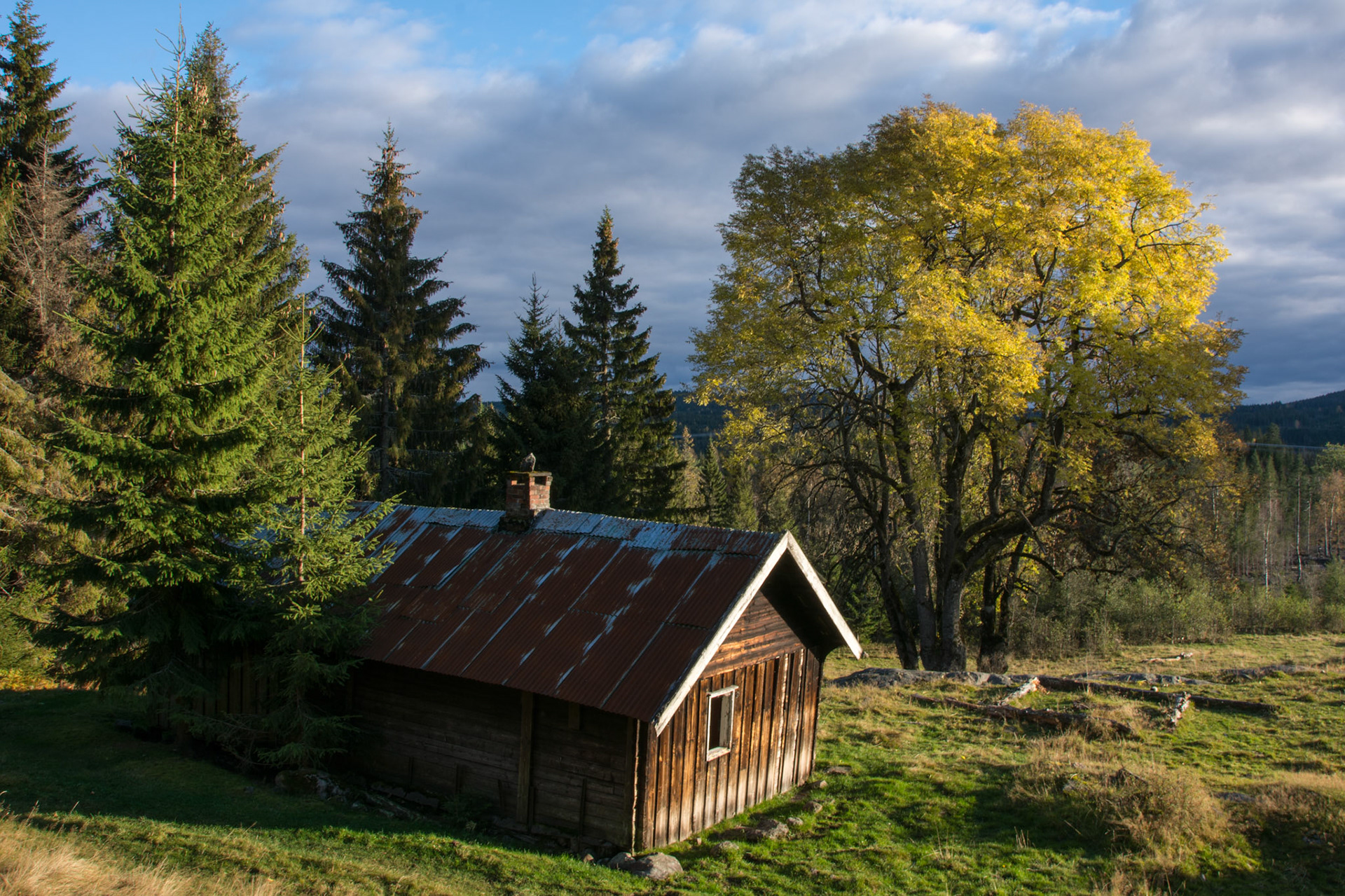 Engersetra i høstskrud