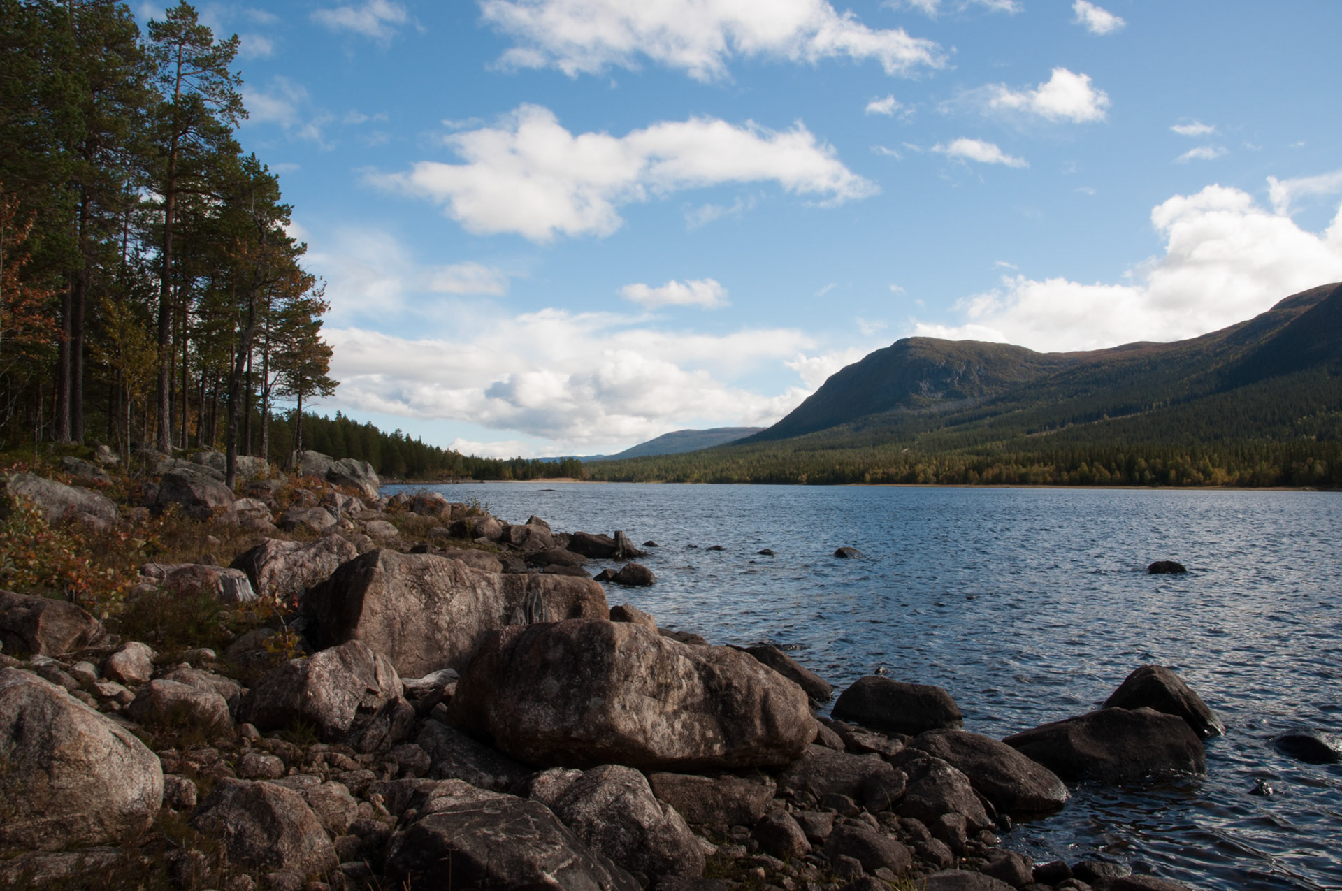 Aurdalsfjorden og Dyttholsknatten