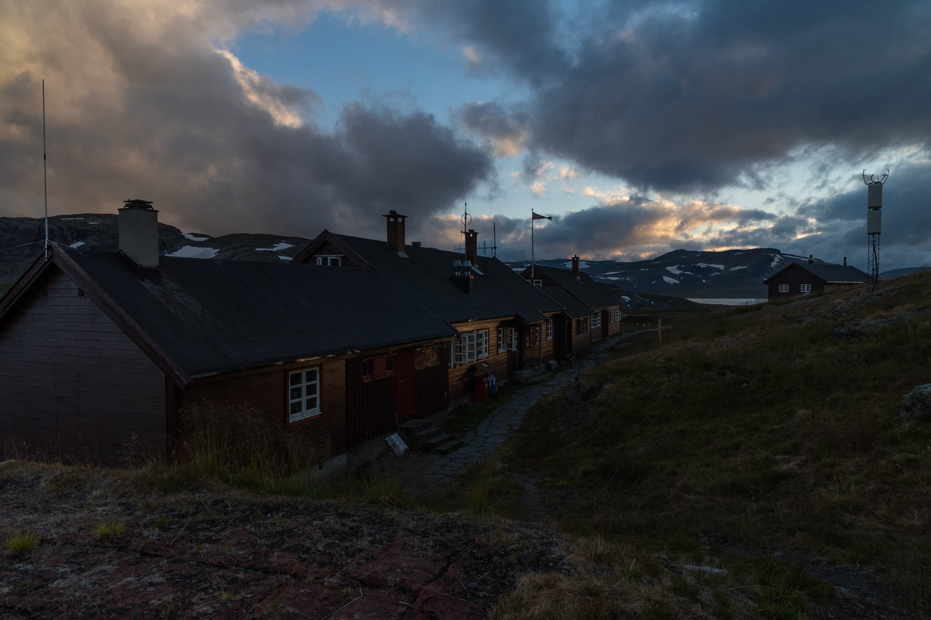 Litlos i solnedgang