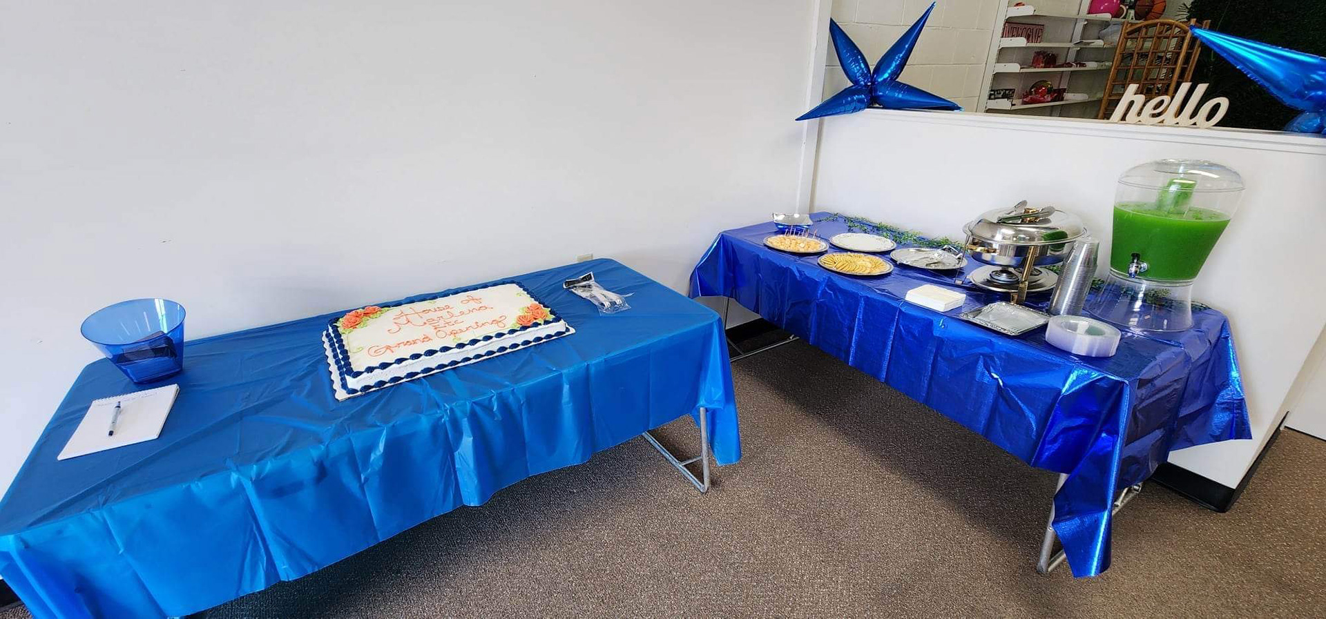 HOMETC treat table