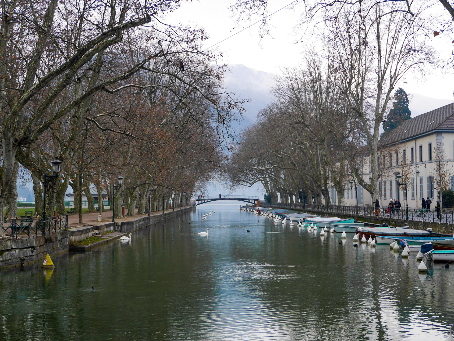 📍 Annecy