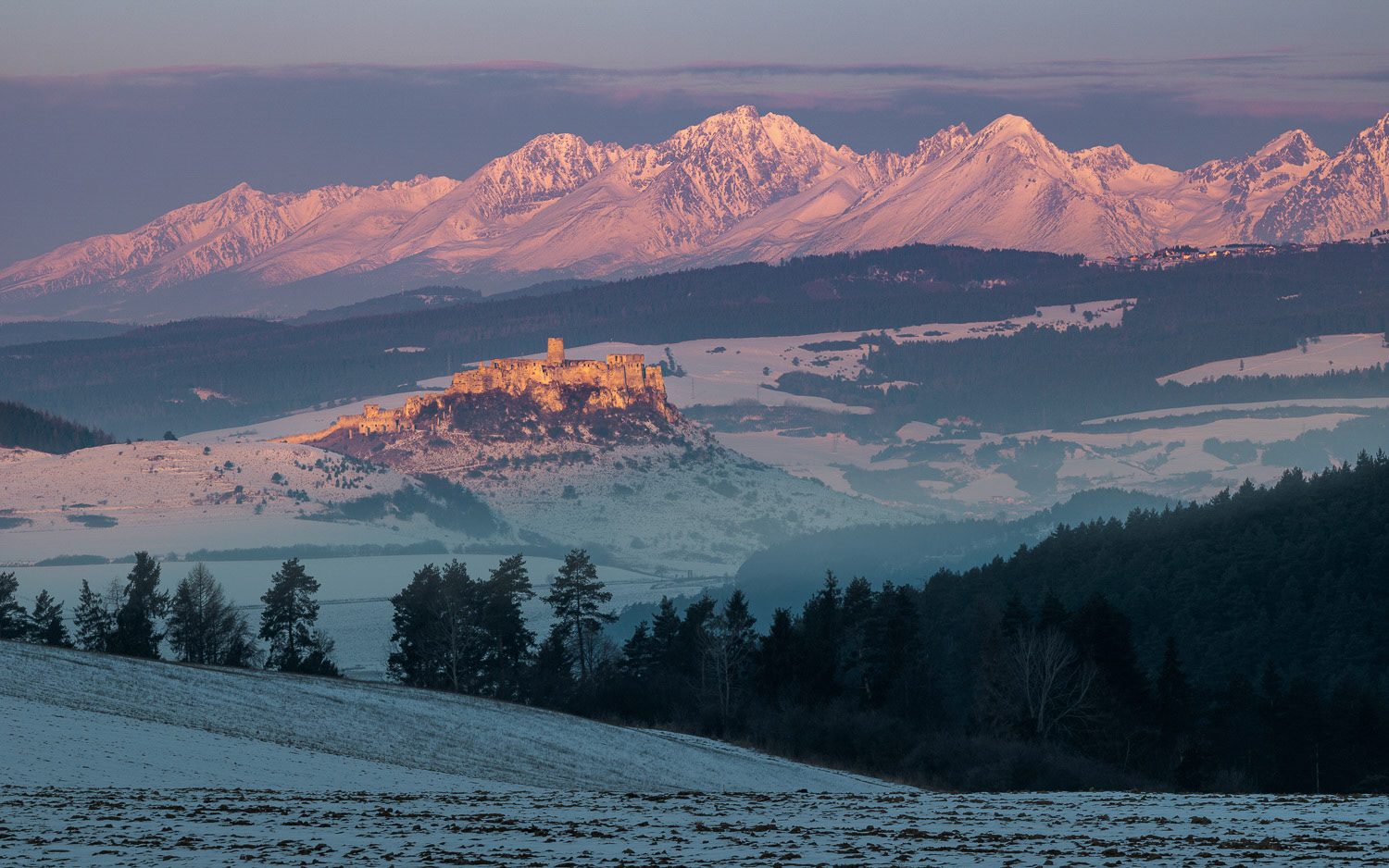 Spišský hrad- chladné ráno