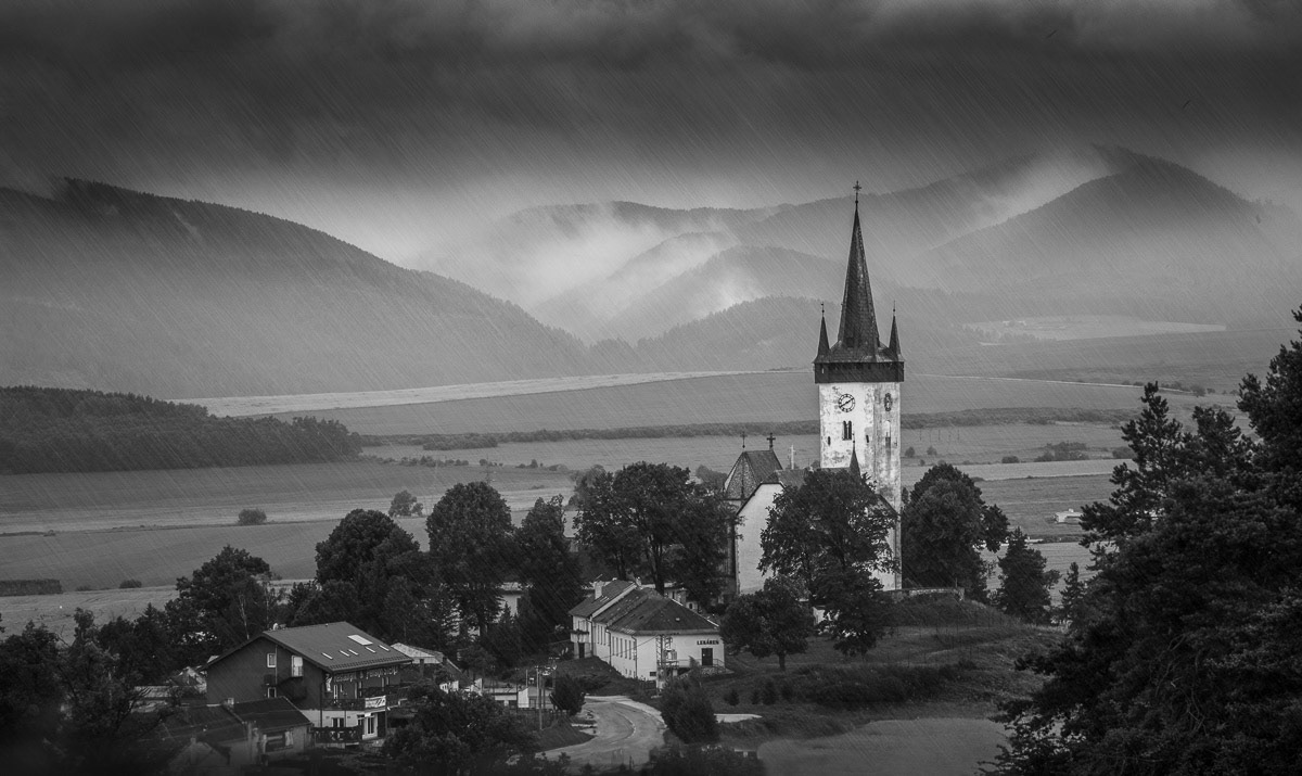 Spišský Štvrtok v daždi