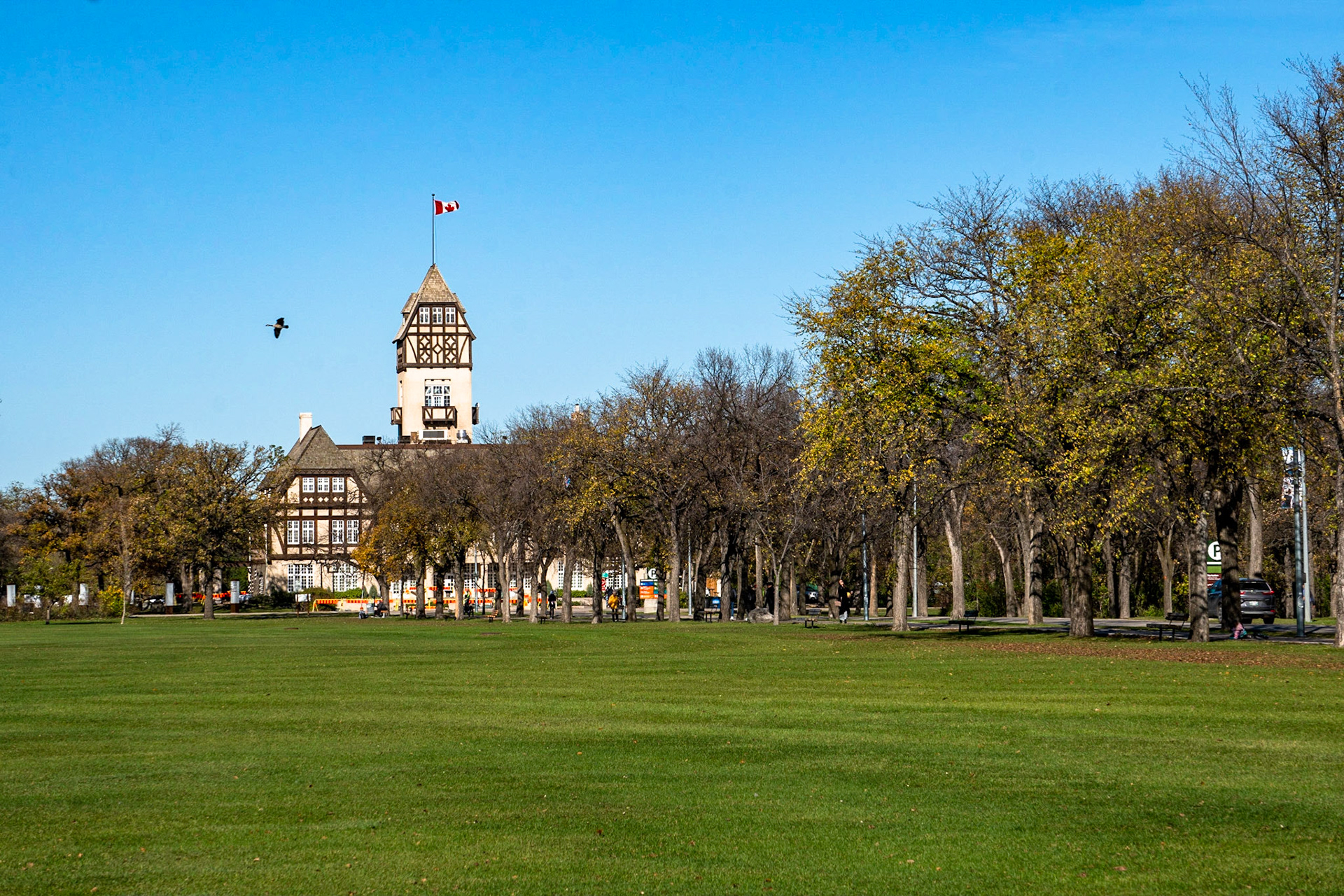 Pavilion at Assiniboine Park in summer Winnipeg