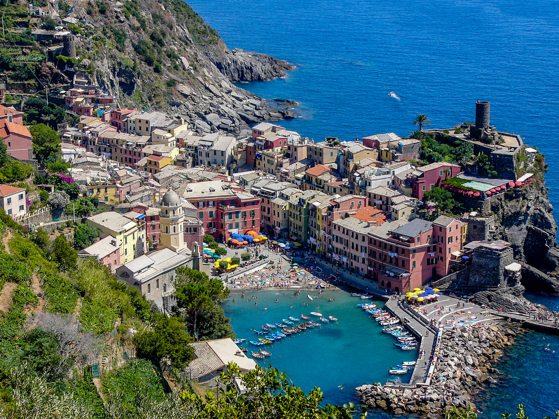Cinque Terre, Vernazza, Italy