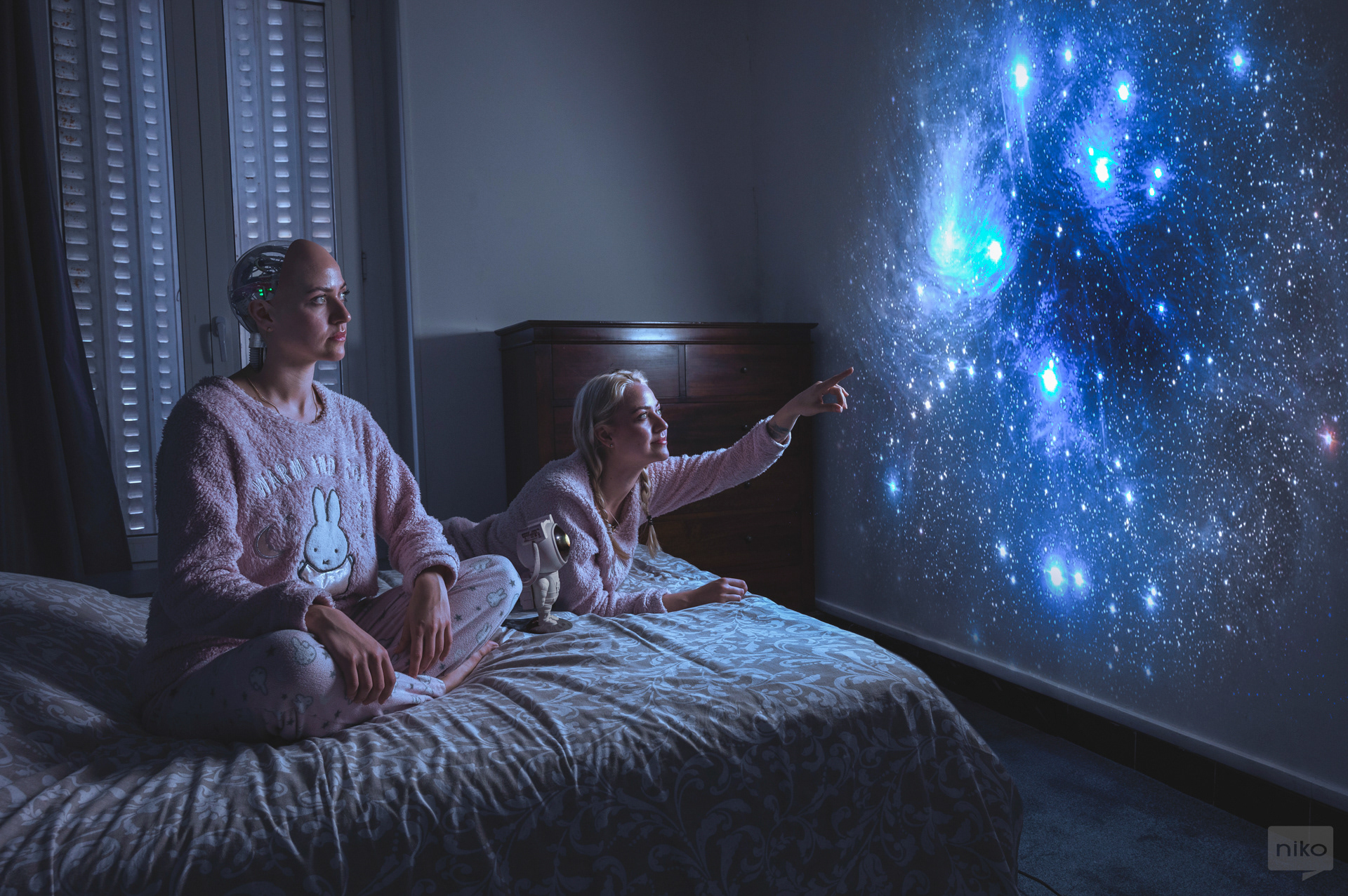 Discovering Assisted by AI