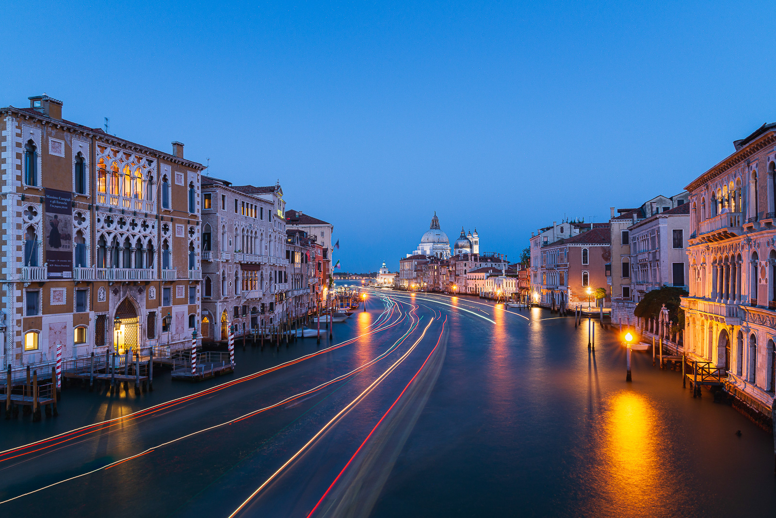 ITO THE BLUE - Venetian trails
