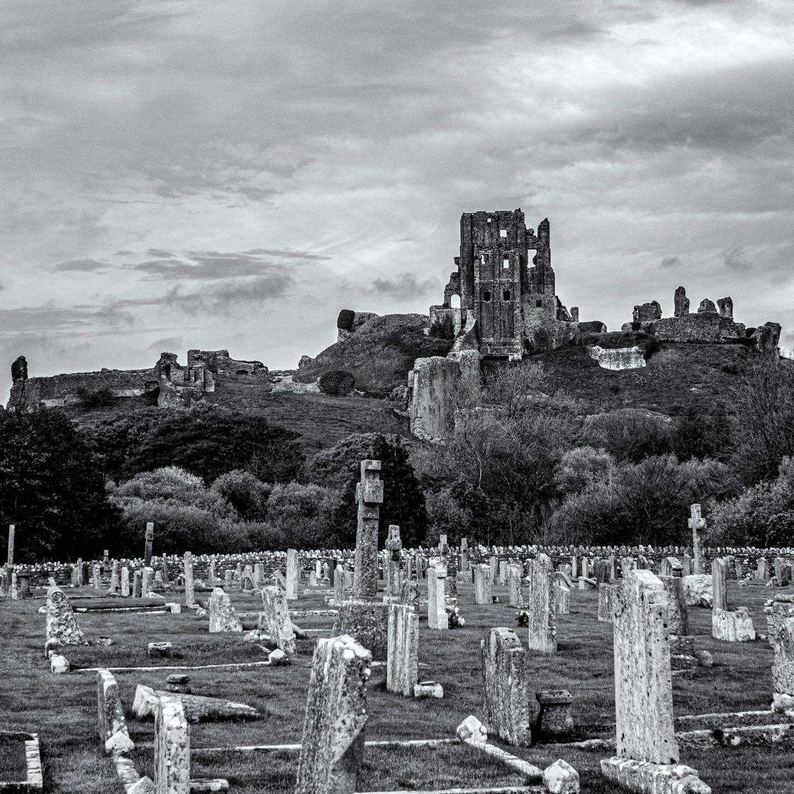 Corfe Castle, Graveyard and Castle