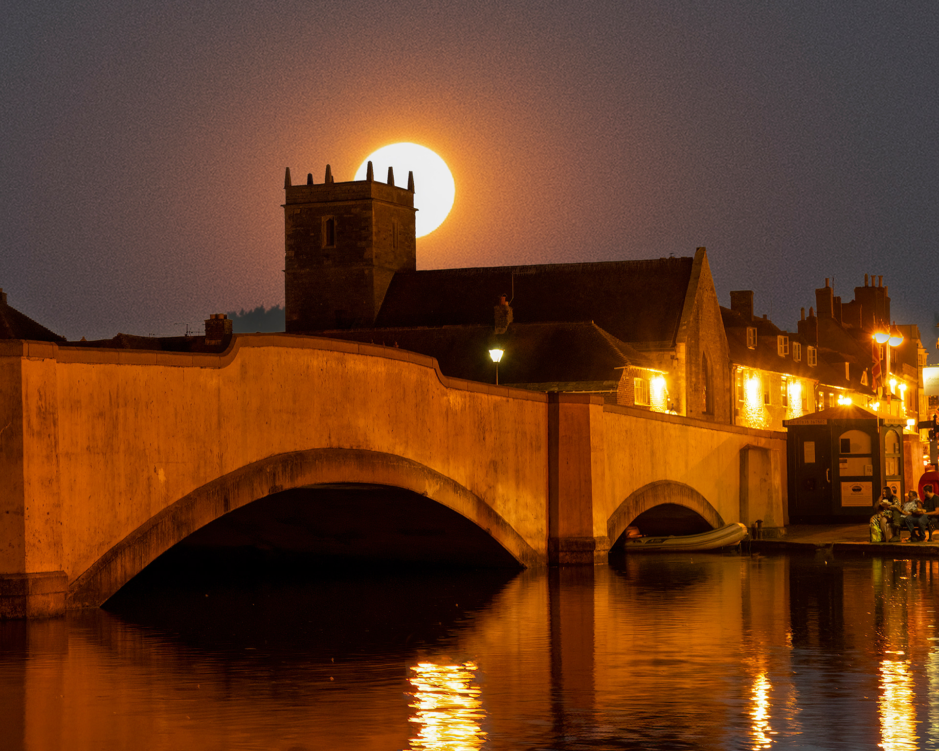 Wareham, full moon