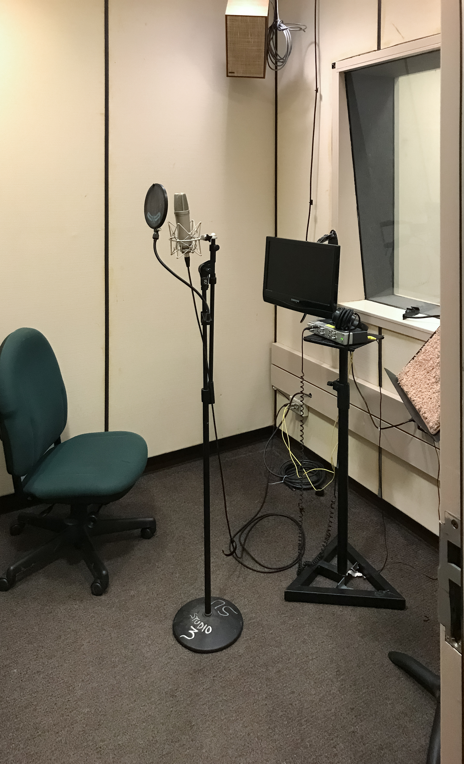 Newhouse Vocal Booth