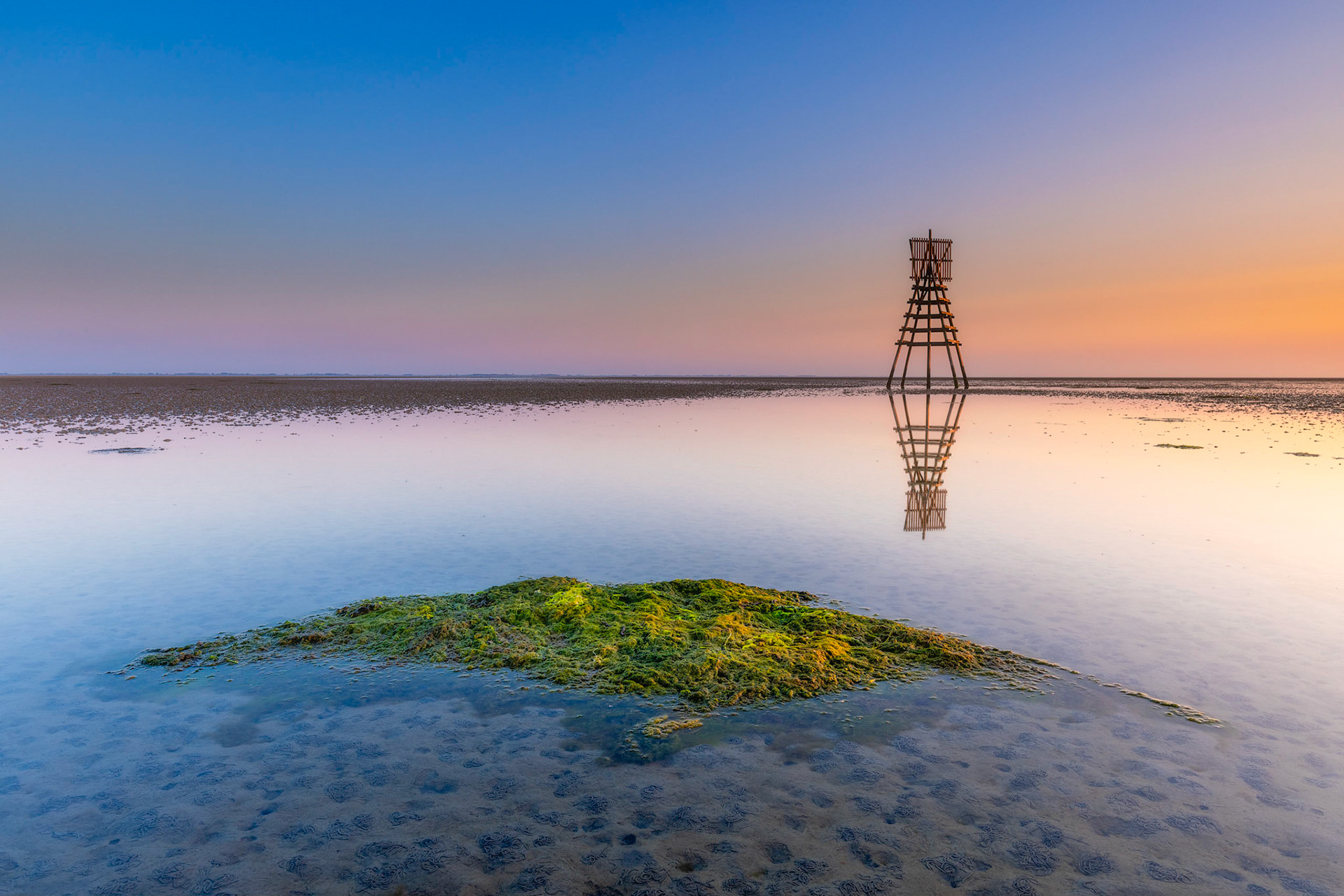 Engelsmanplaat, radio beacon.