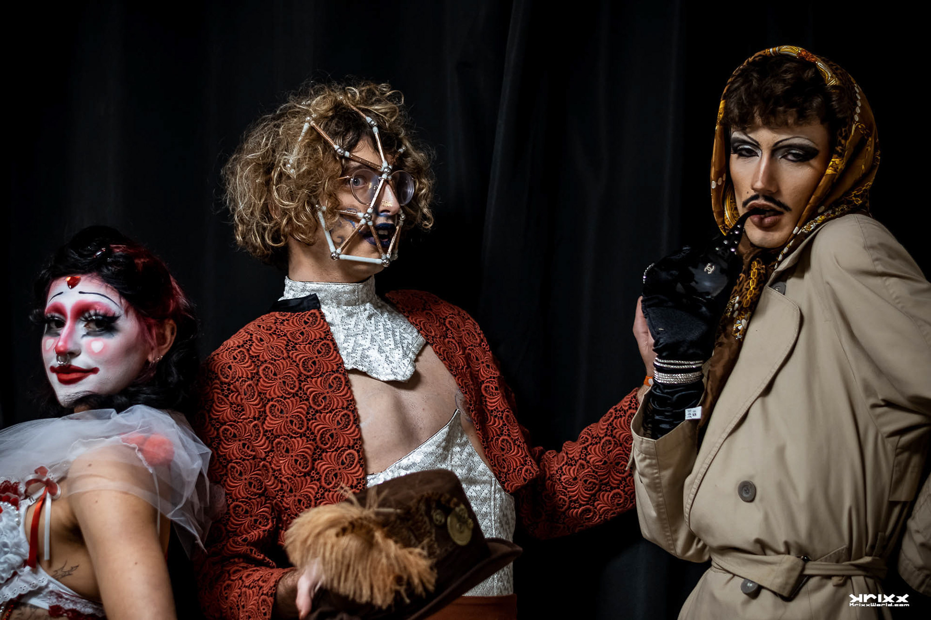 Bloody, Kuniira-Nullepart, Pete Burnes