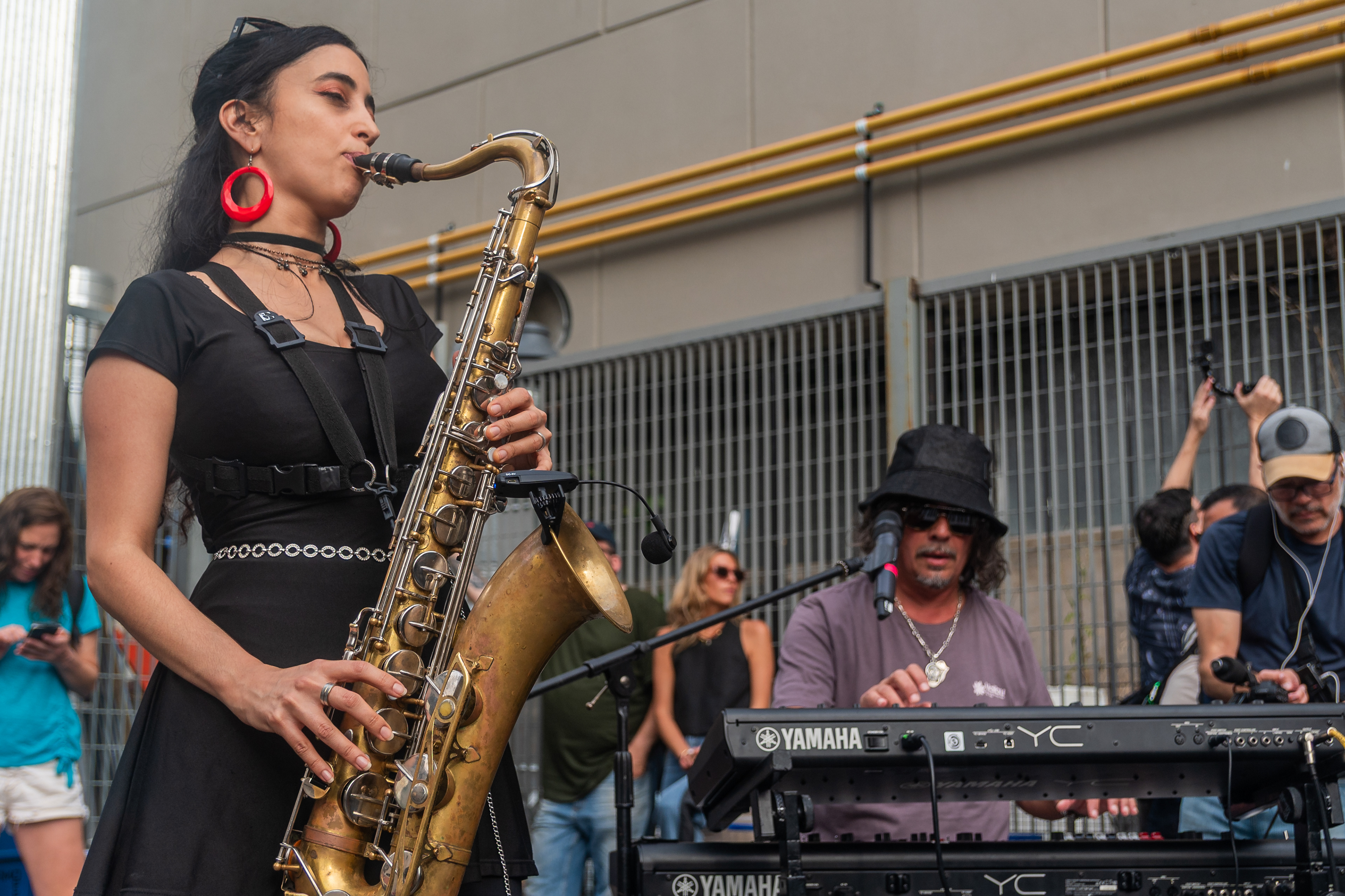 Beats Modernos en Esquina Garcia