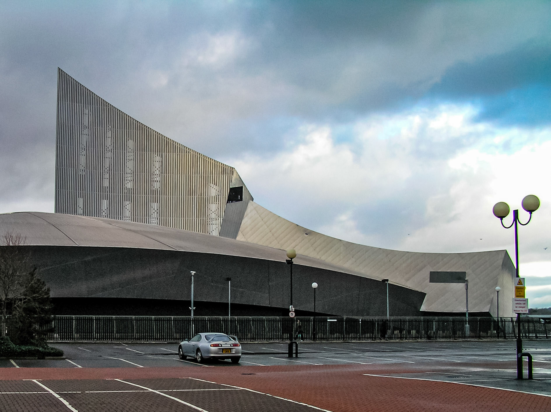 Imperial War Museum North - Daniel Libeskind