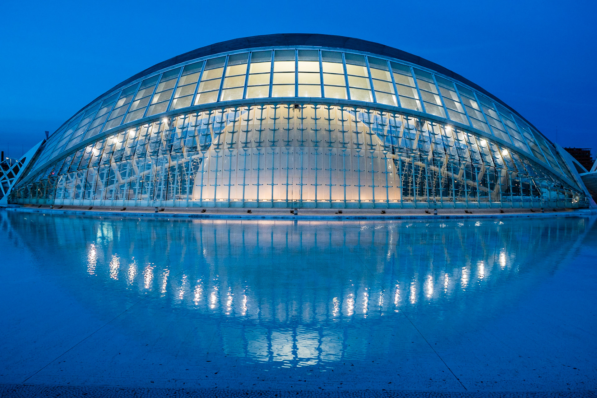 L'Hemisferic, Valencia - Santiago Calatrava