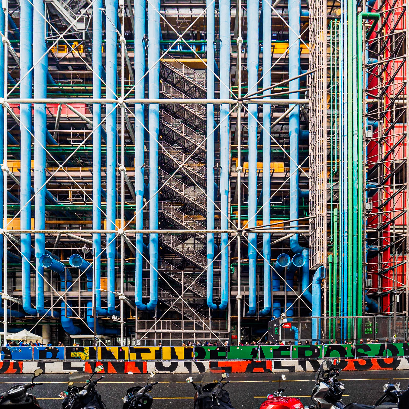 Detail, Centre Pompidou, Paris - Piano Rogers