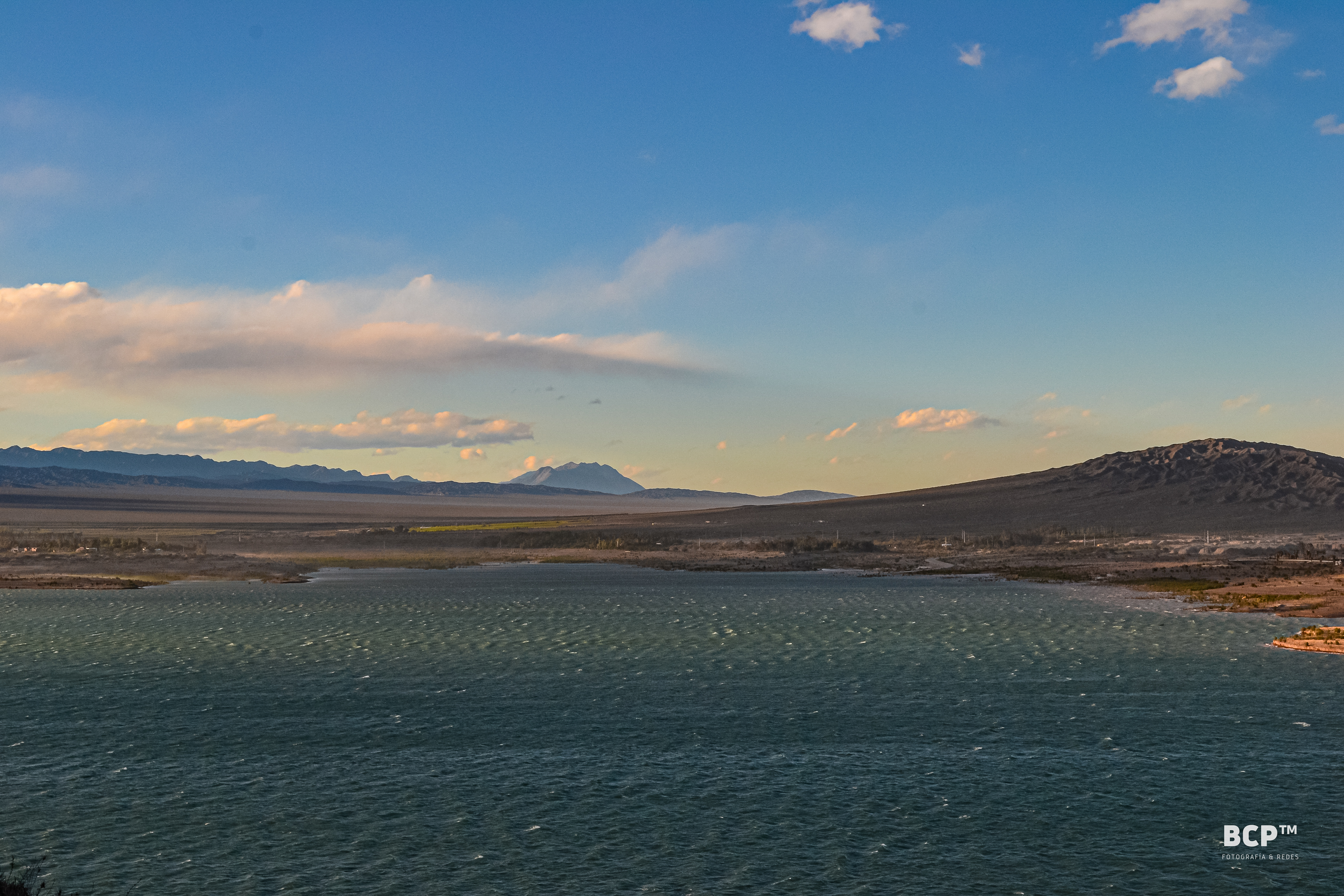 Embalse de Ullum, San Juan, Argentina